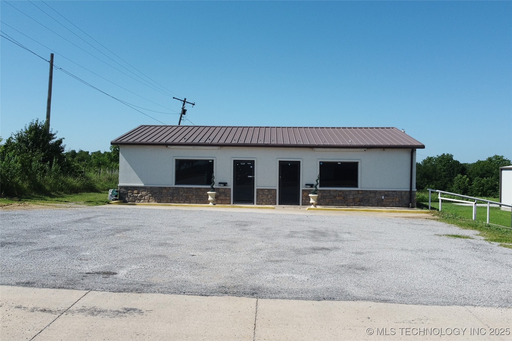 15550 Hwy 70 Property Photo