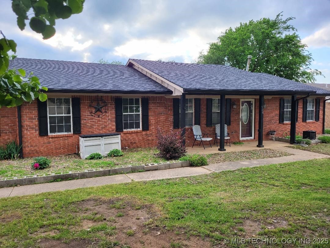 506 Garden Lane Property Photo 1