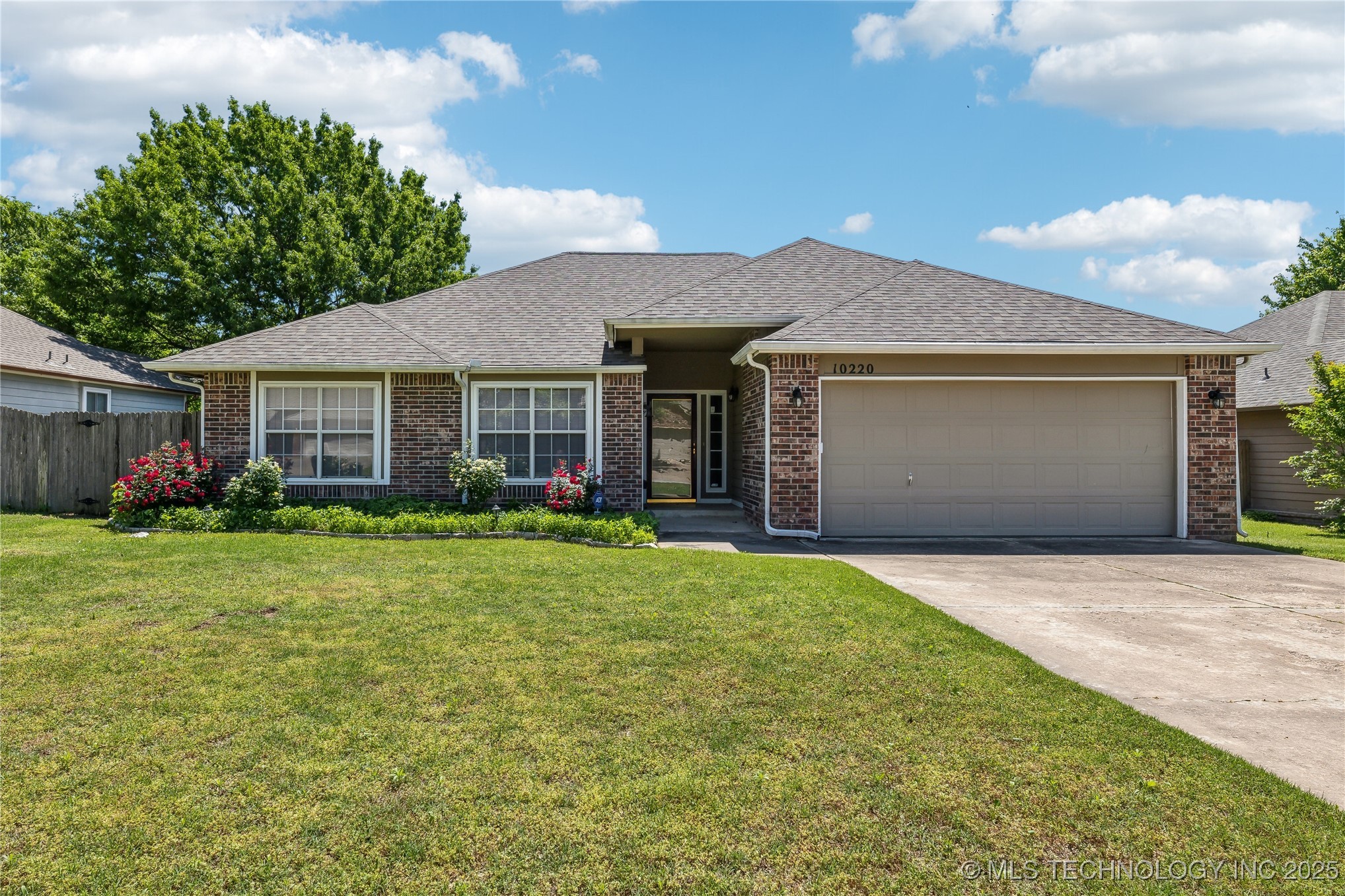 10220 E 116th Place S Property Photo 1