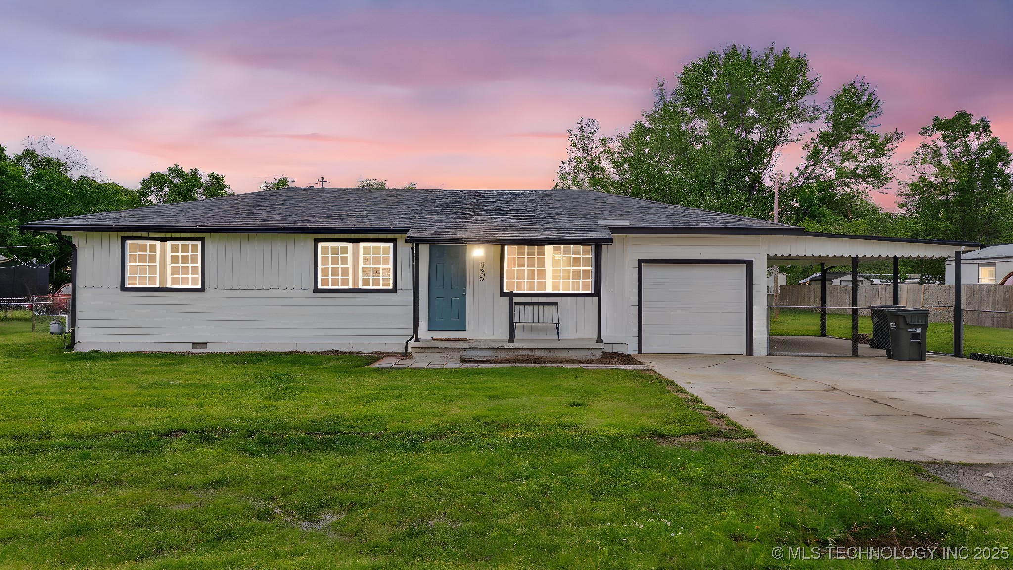 335 E Sheldon Road Property Photo 1