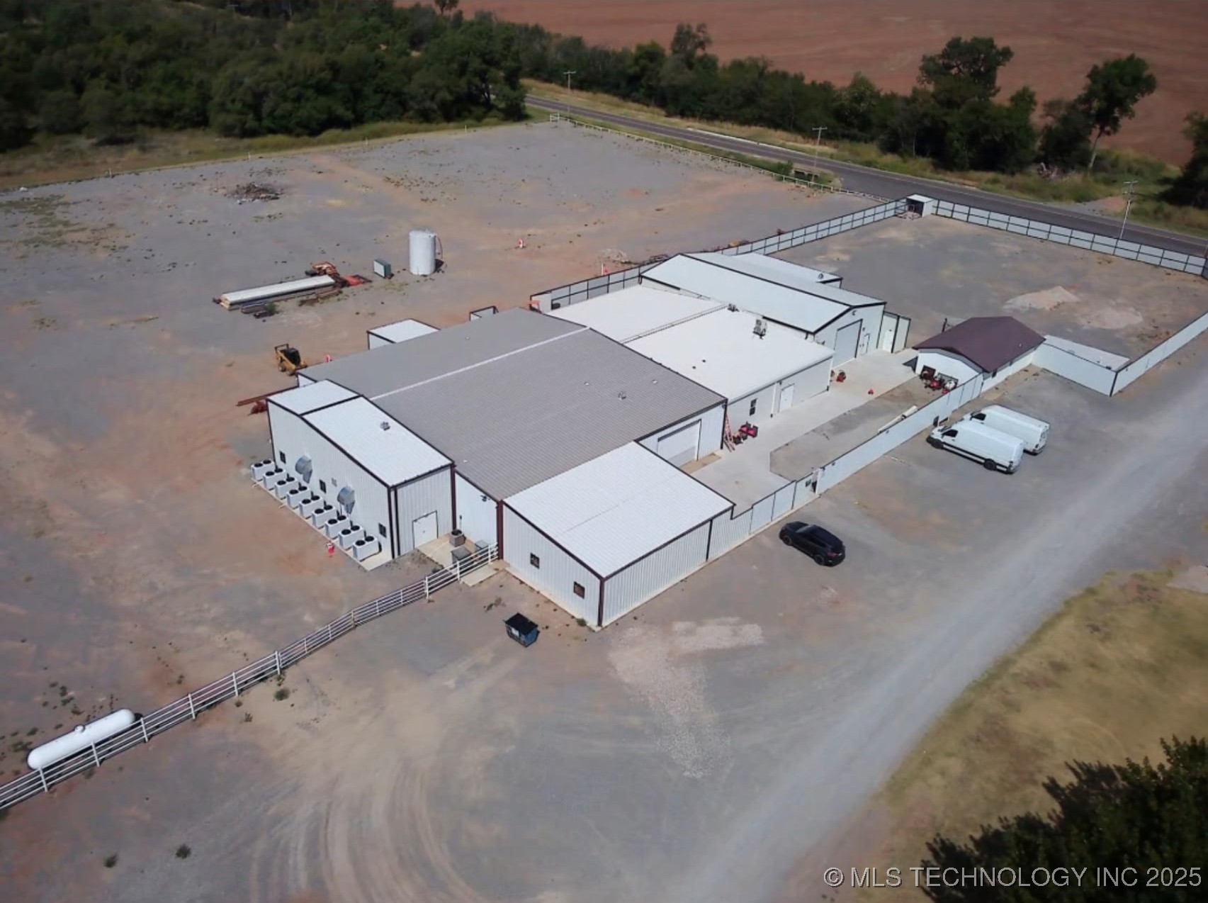 229430 E 600 Road Property Photo