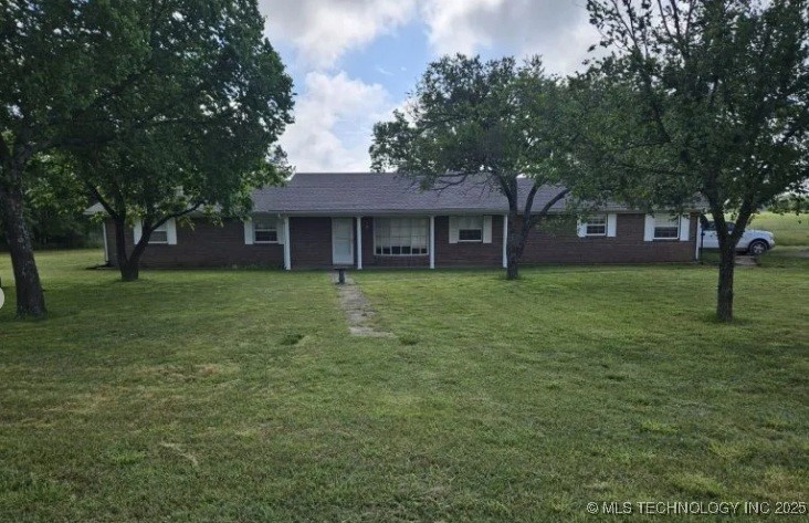 4069 E State Highway 31 Property Photo