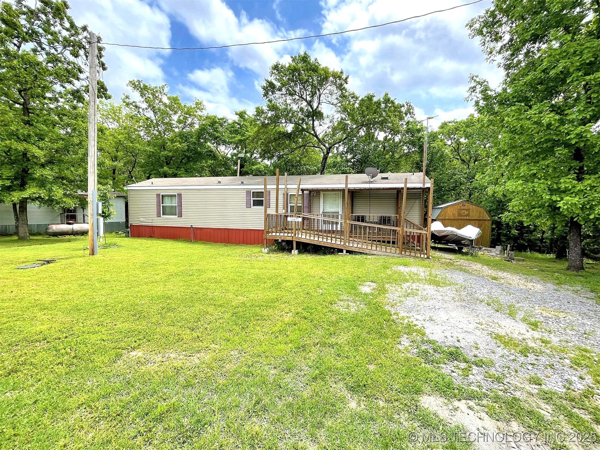 15671 W Black Oak Road Property Photo