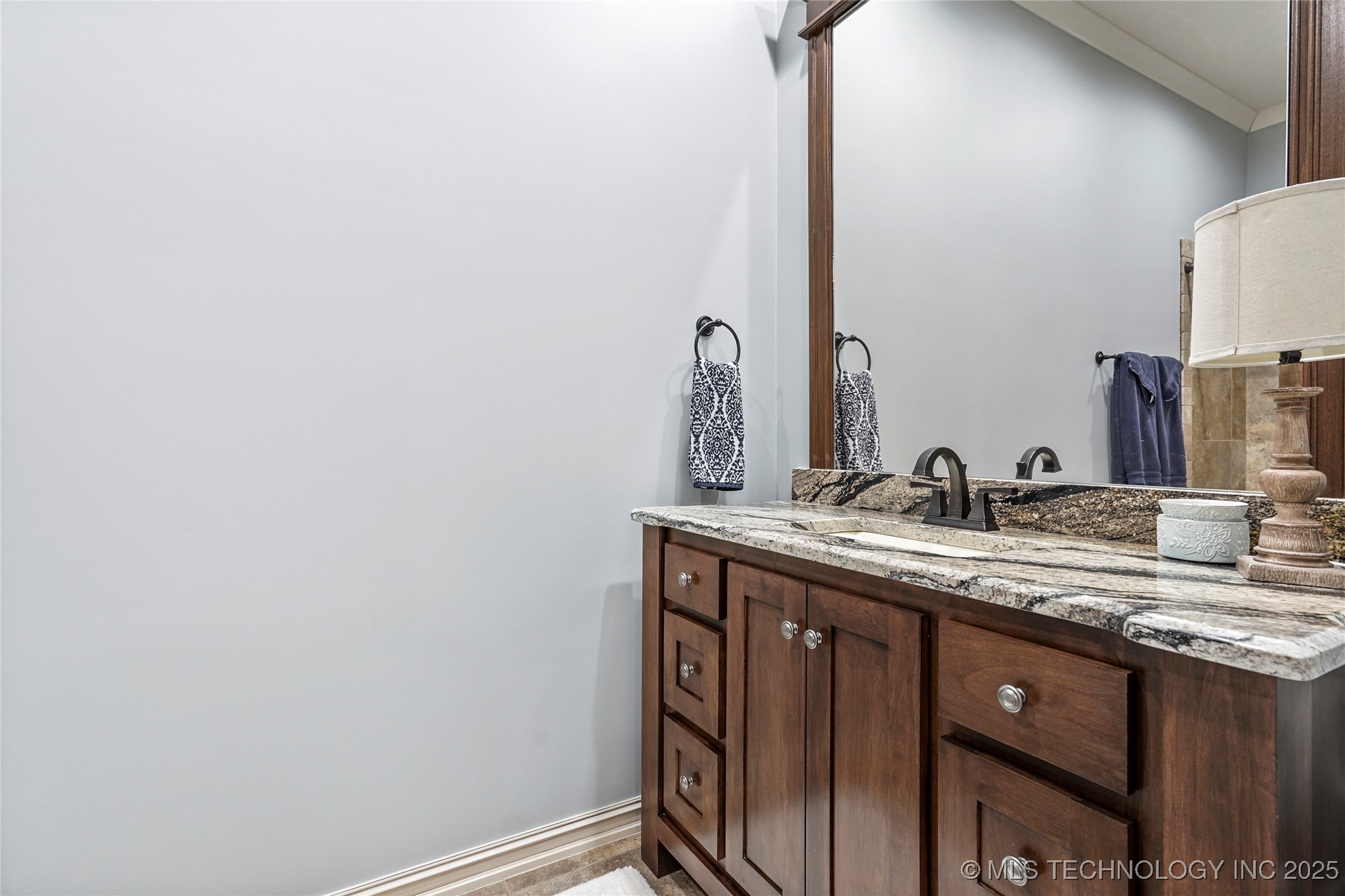 4401 S Quinoa Avenue Property Photo 27