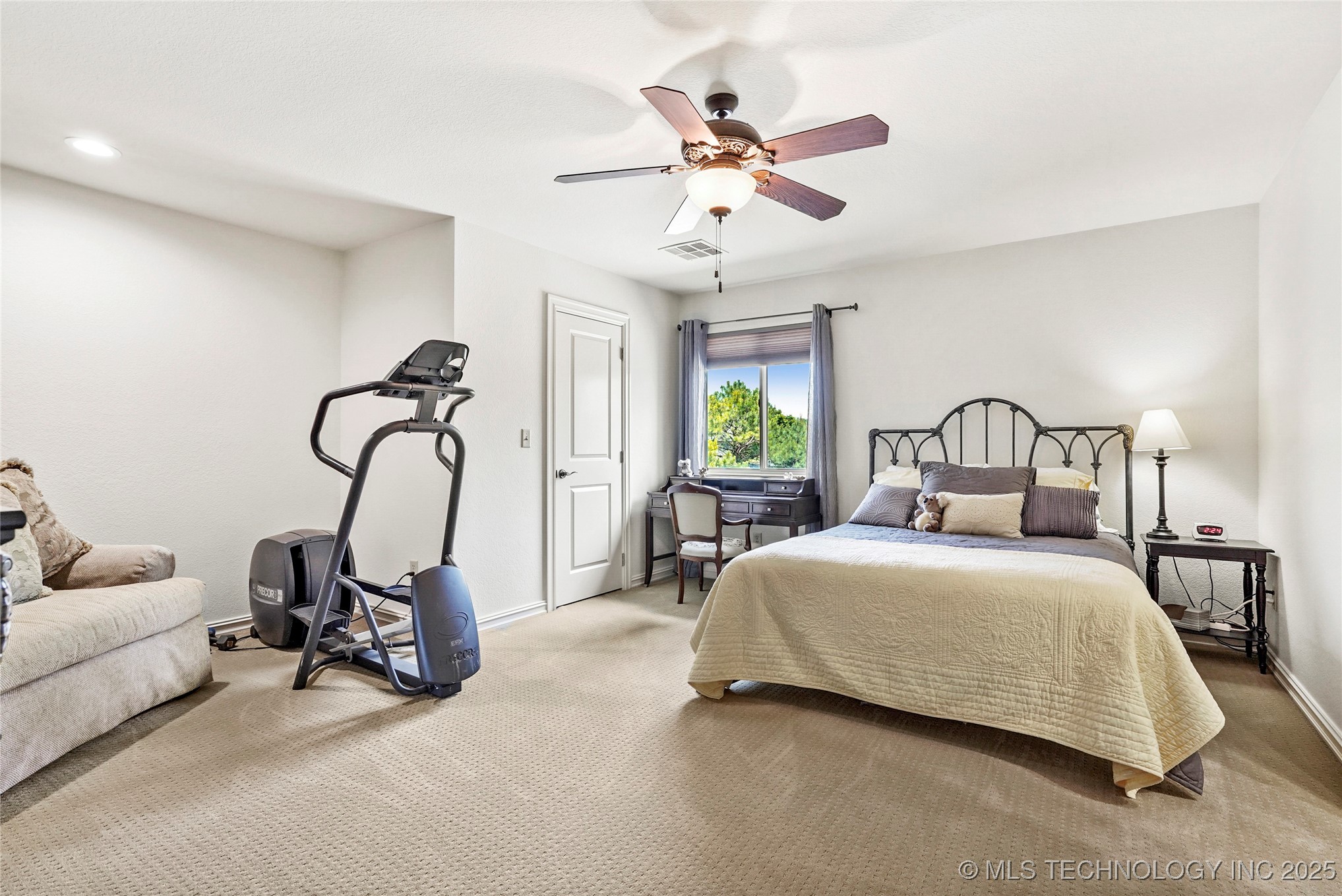 4401 S Quinoa Avenue Property Photo 40