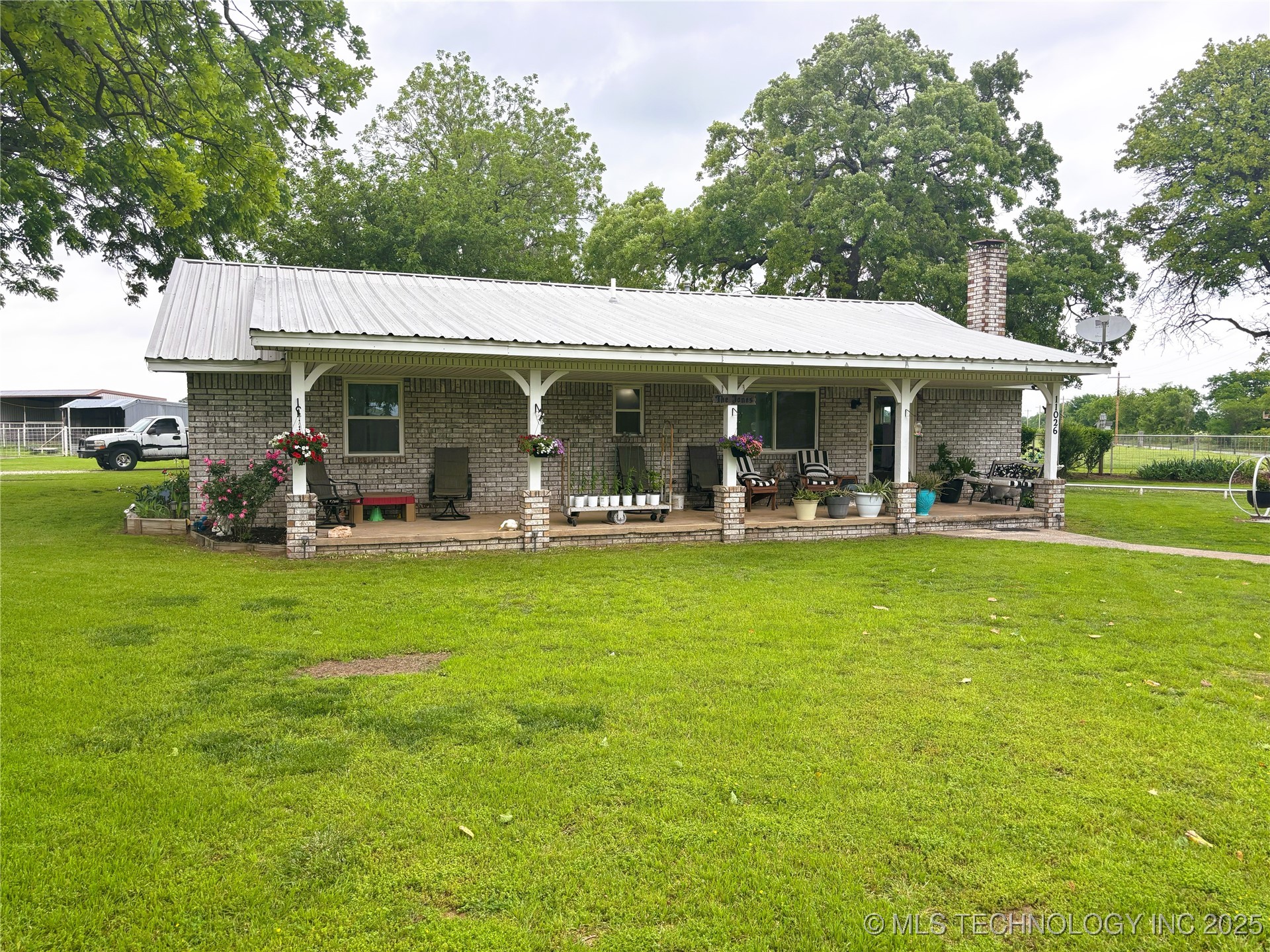 Love County Real Estate Listings Main Image