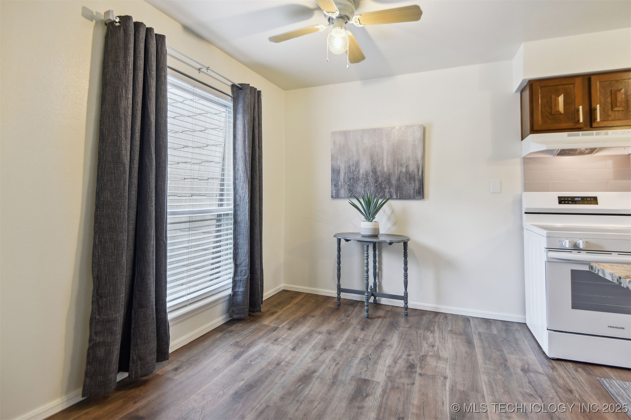 6727 S Richmond Avenue 632 Property Photo 19