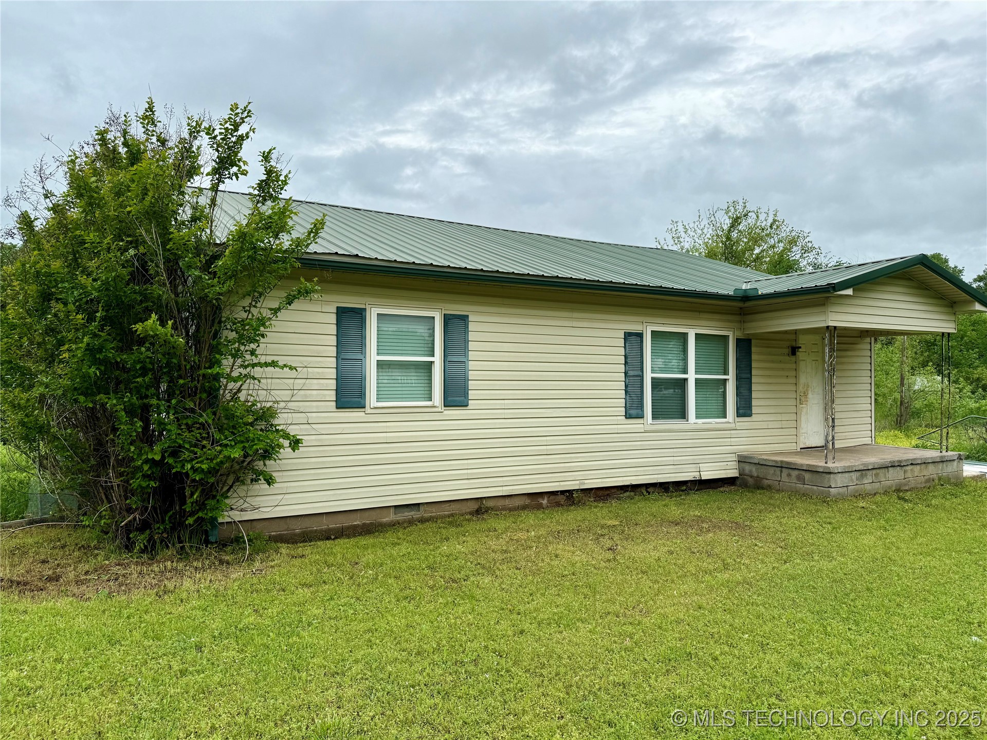 26945 S 206 Road Property Photo
