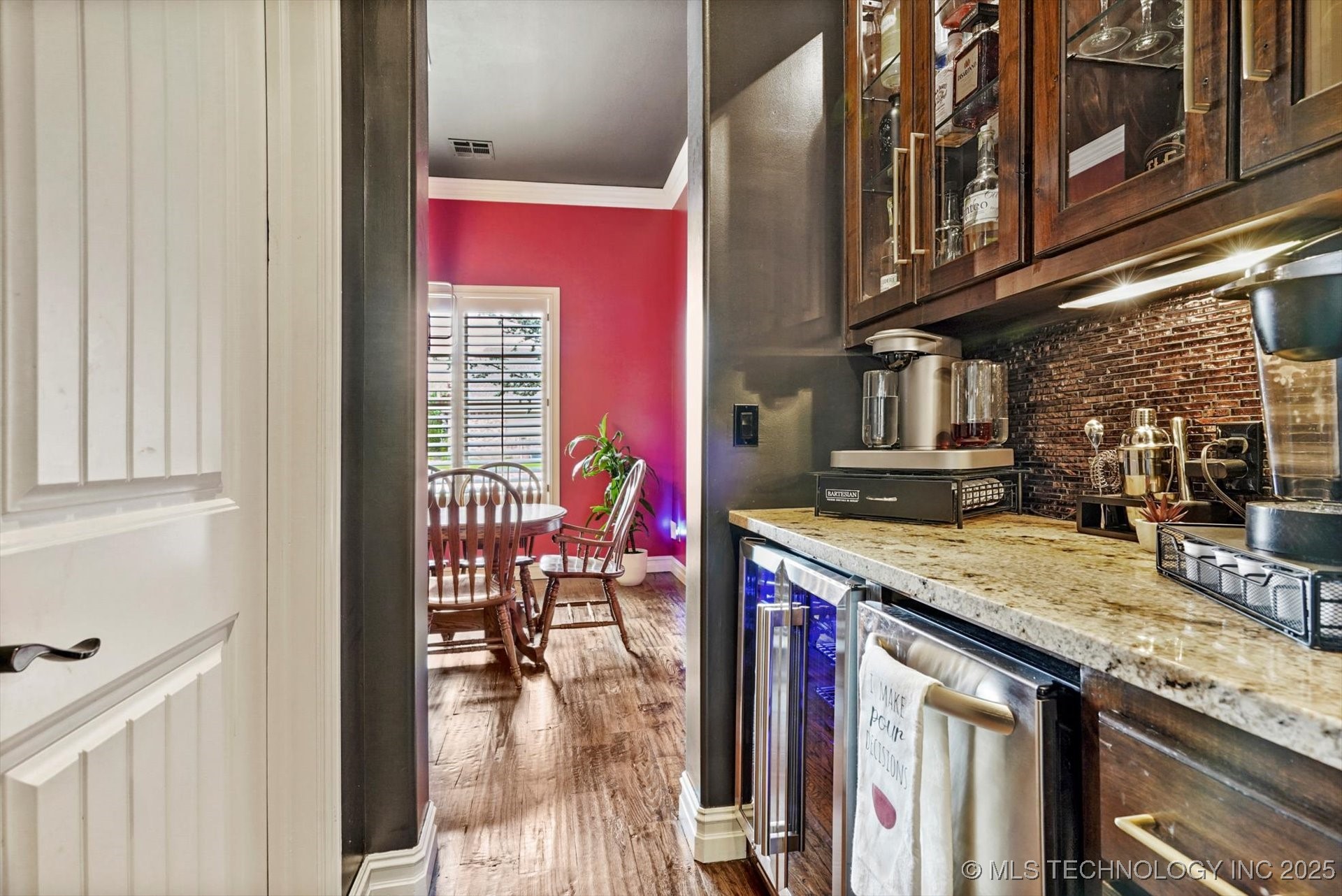 12141 S 4th Street Property Photo 12