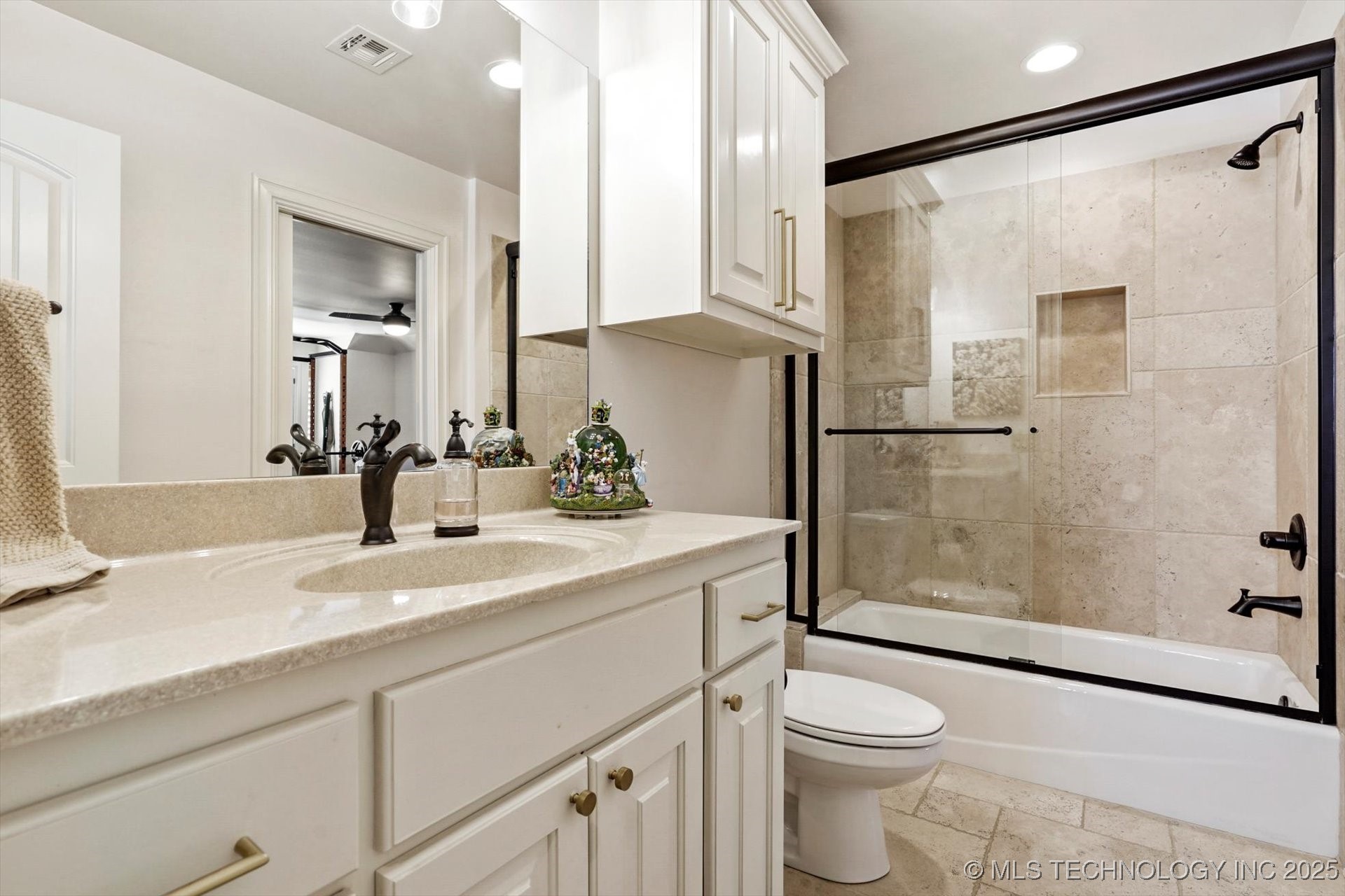 12141 S 4th Street Property Photo 25