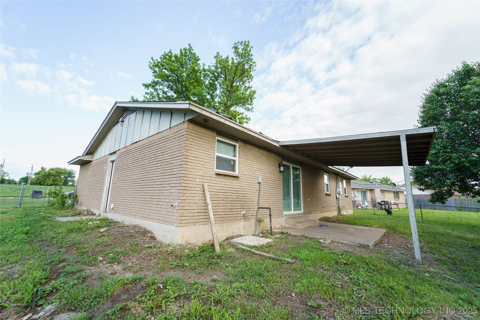 1160 S 124th East Avenue Property Photo 26