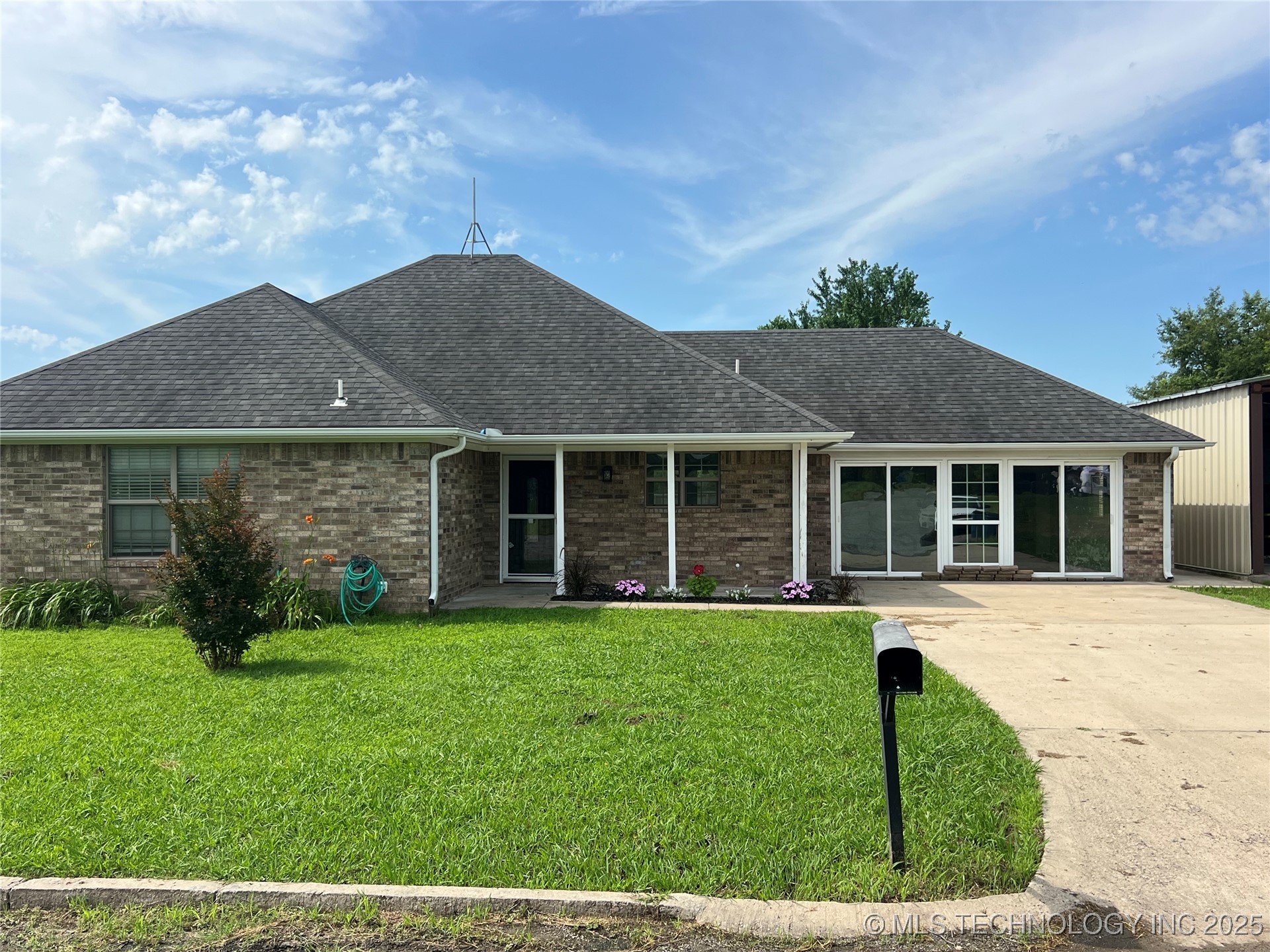 709 S Arno Street Property Photo 1