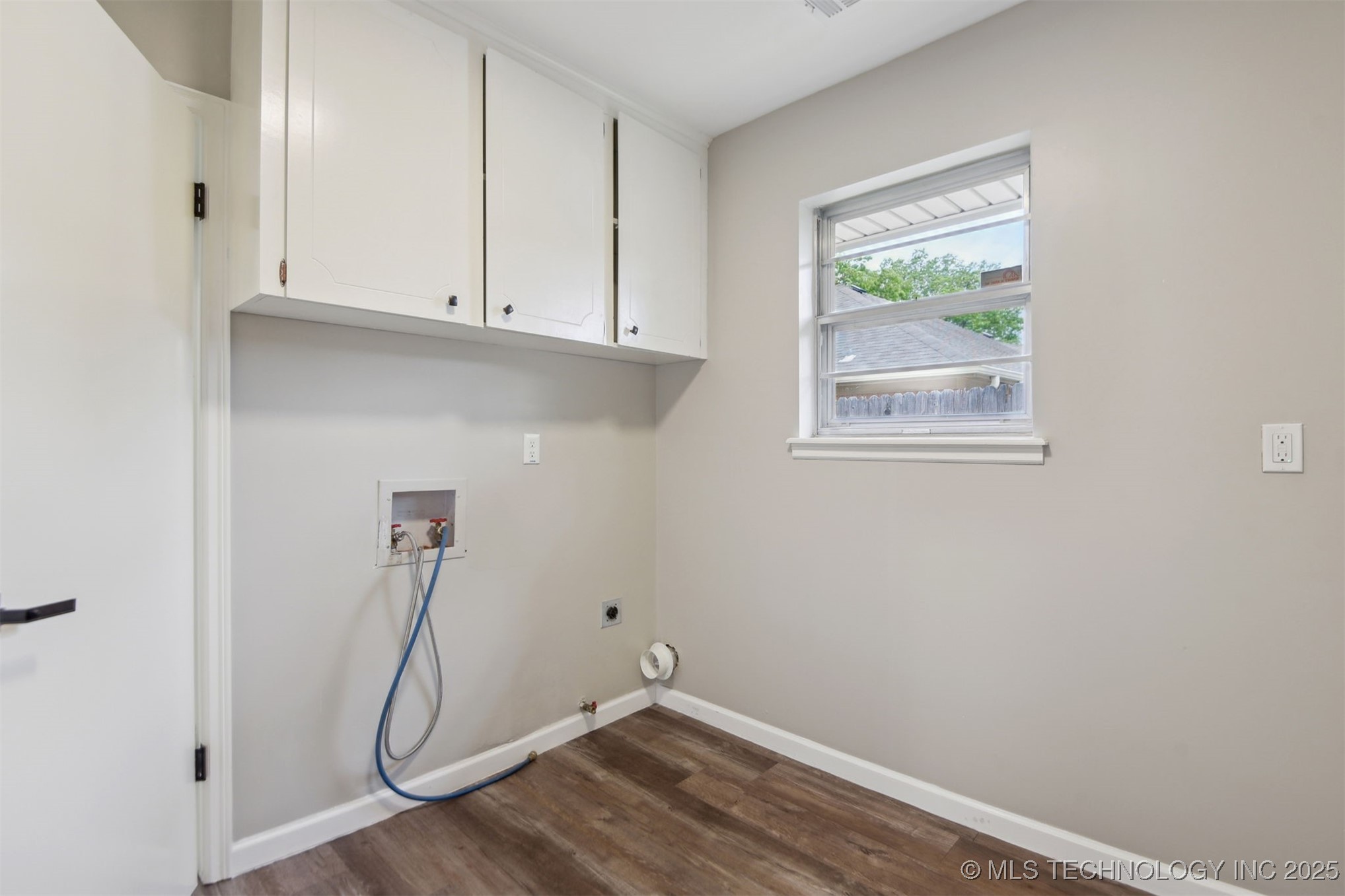 4619 S Lakewood Avenue Property Photo 30