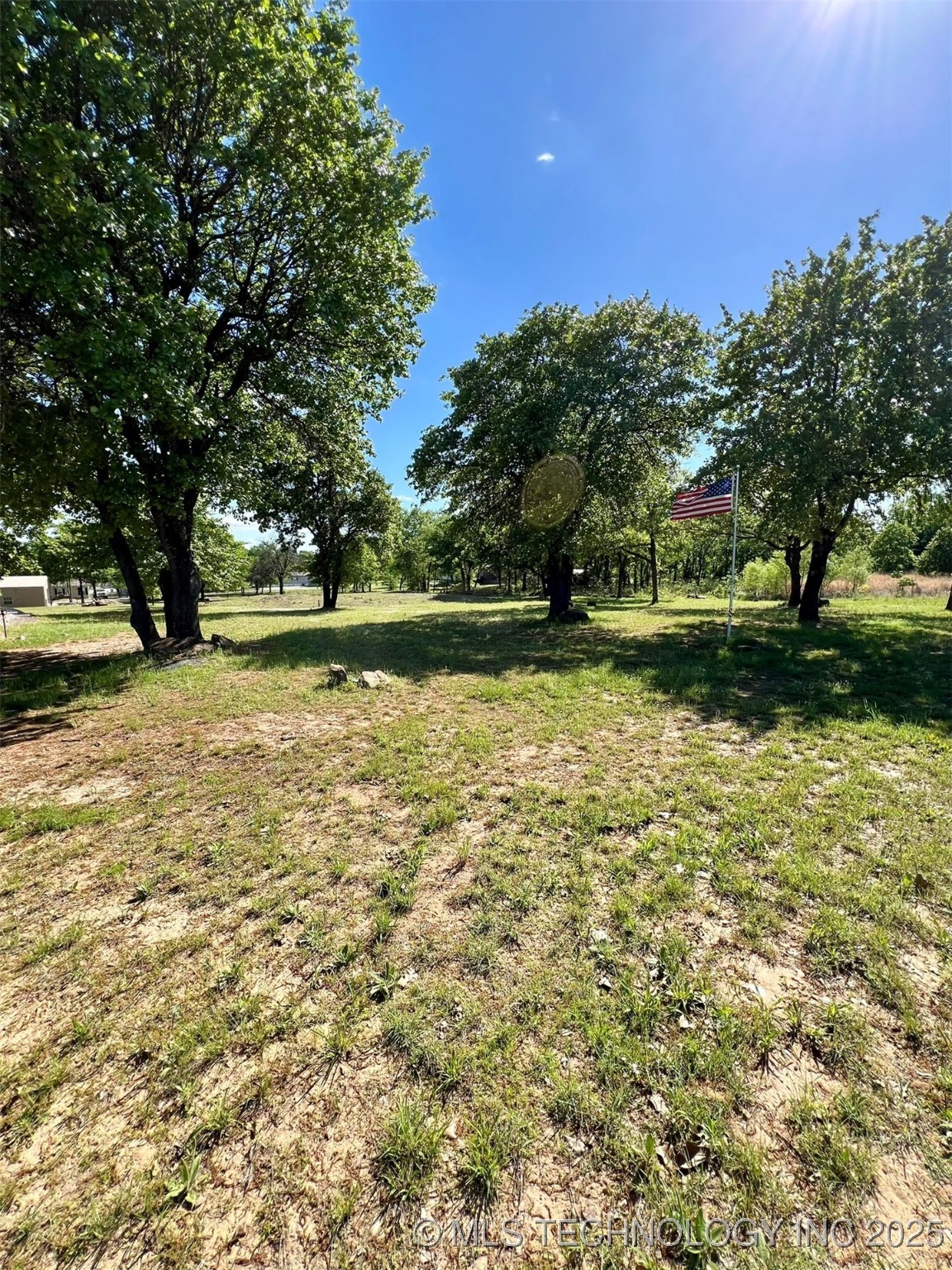 430250 E 1146 Road Property Photo 4