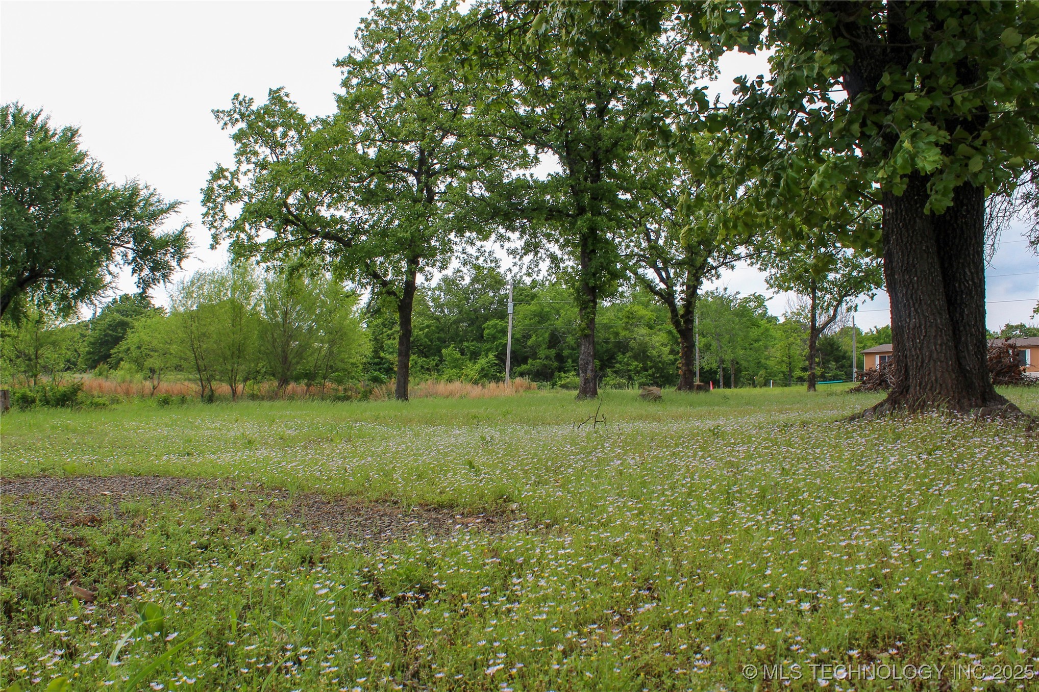 430250 E 1146 Road Property Photo 8