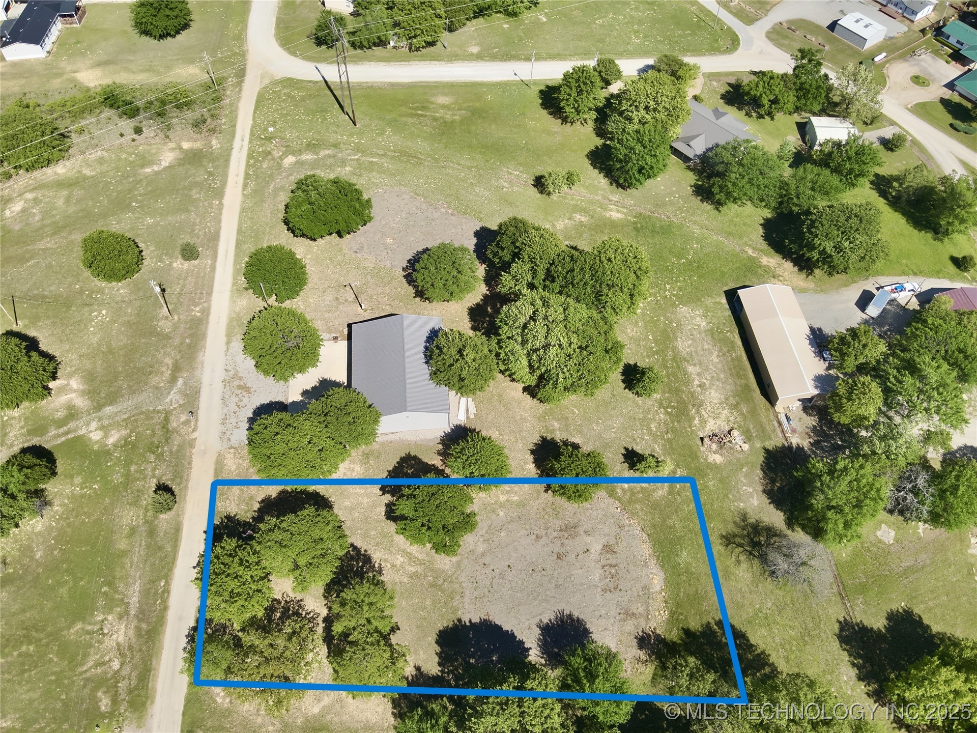 430250 E 1146 Road Property Photo 9