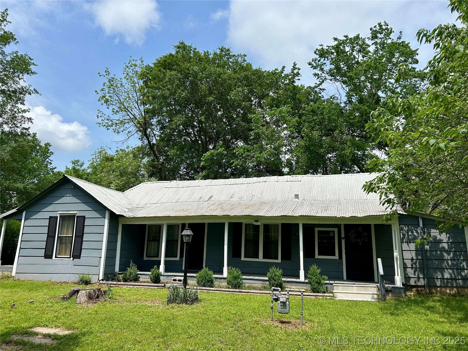 408 S Clark Street Property Photo