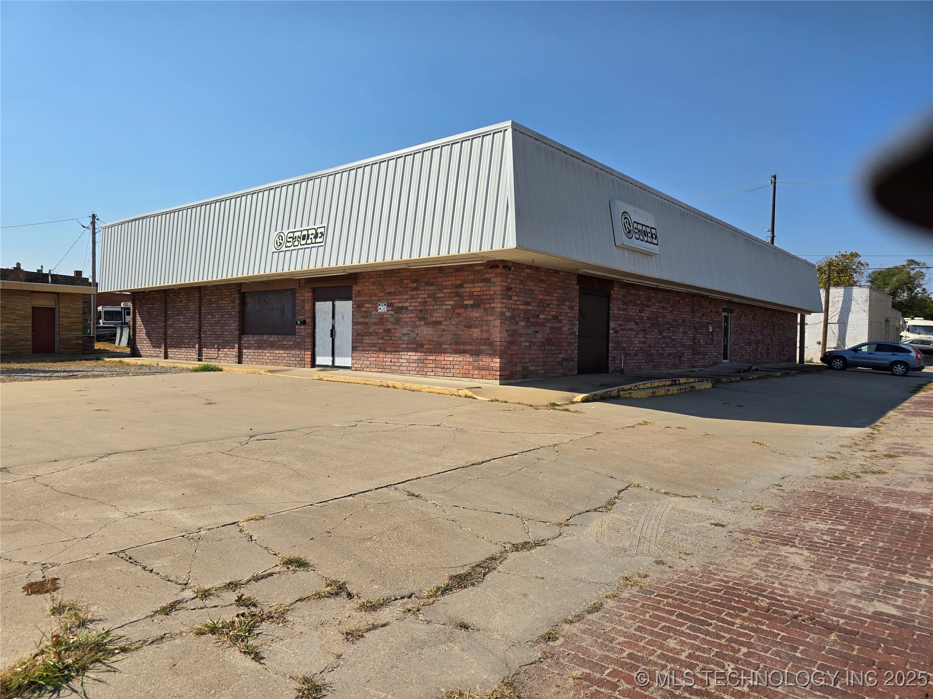 361 N Main Street Property Photo