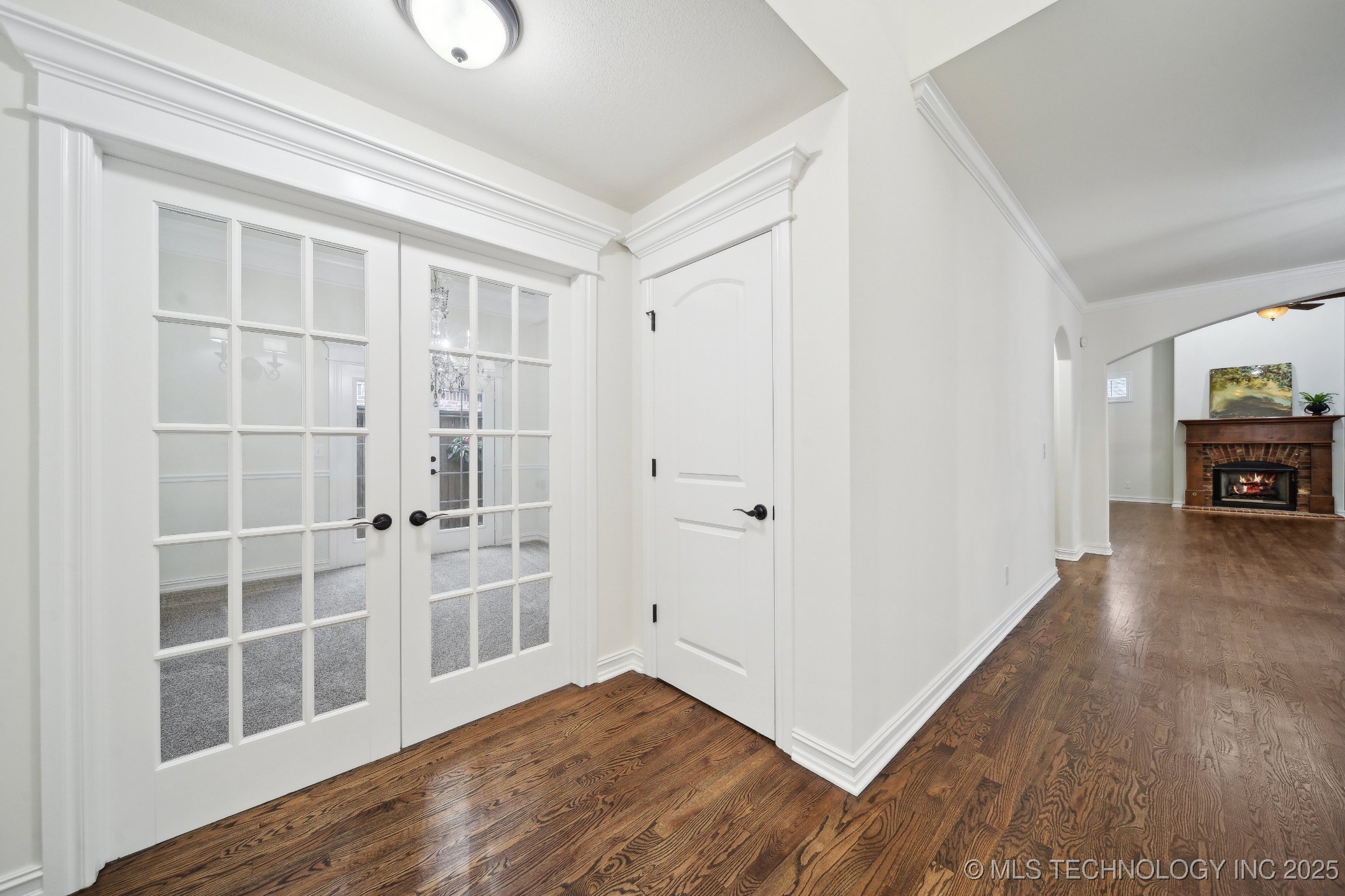 9317 S 75th East Avenue Property Photo 6