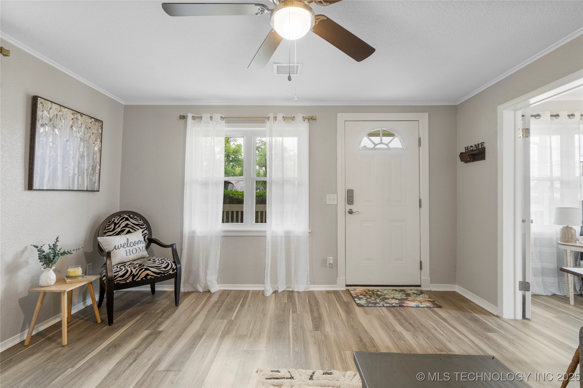 109 E Burnham Avenue Property Photo 6