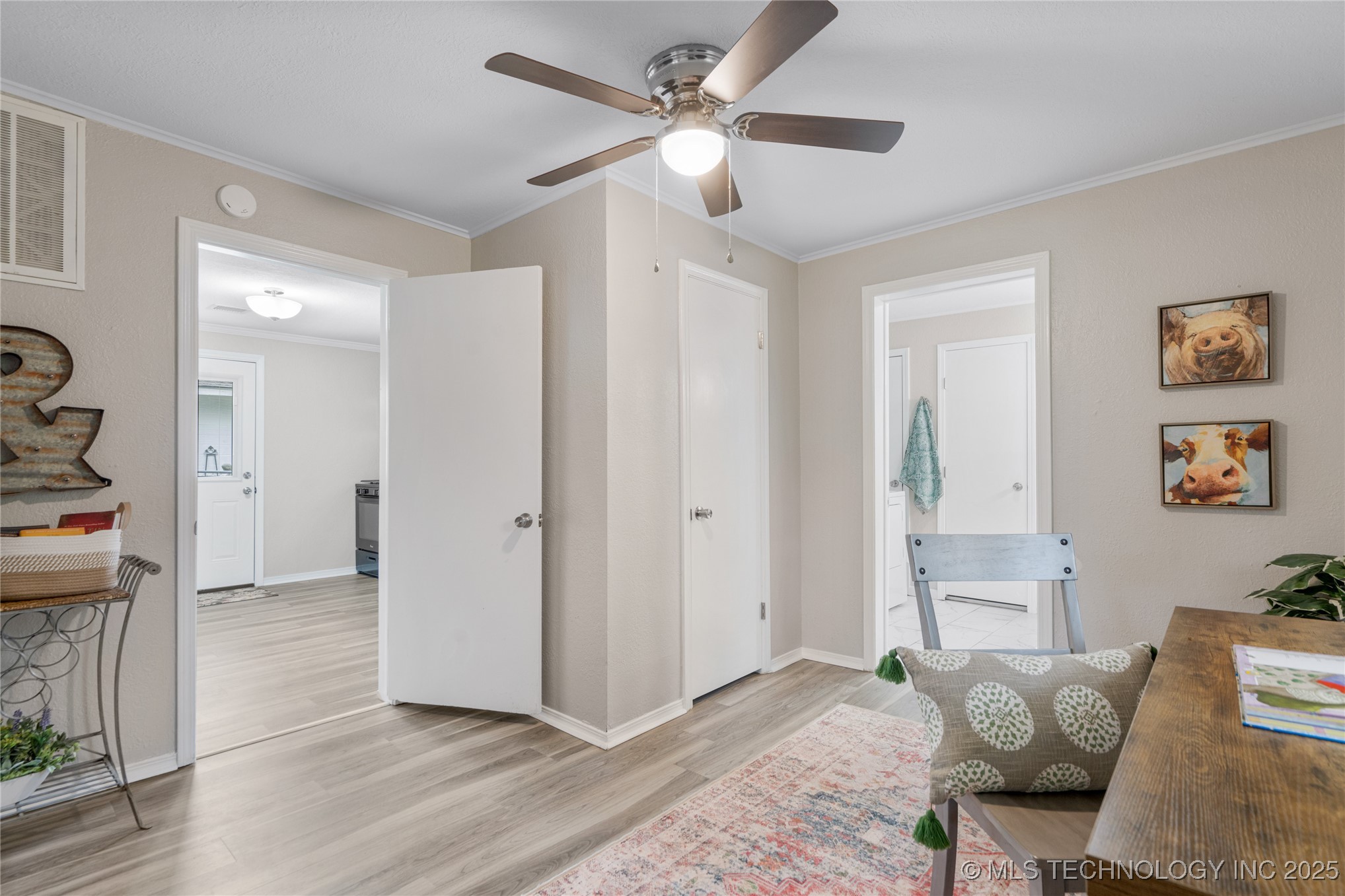 109 E Burnham Avenue Property Photo 16