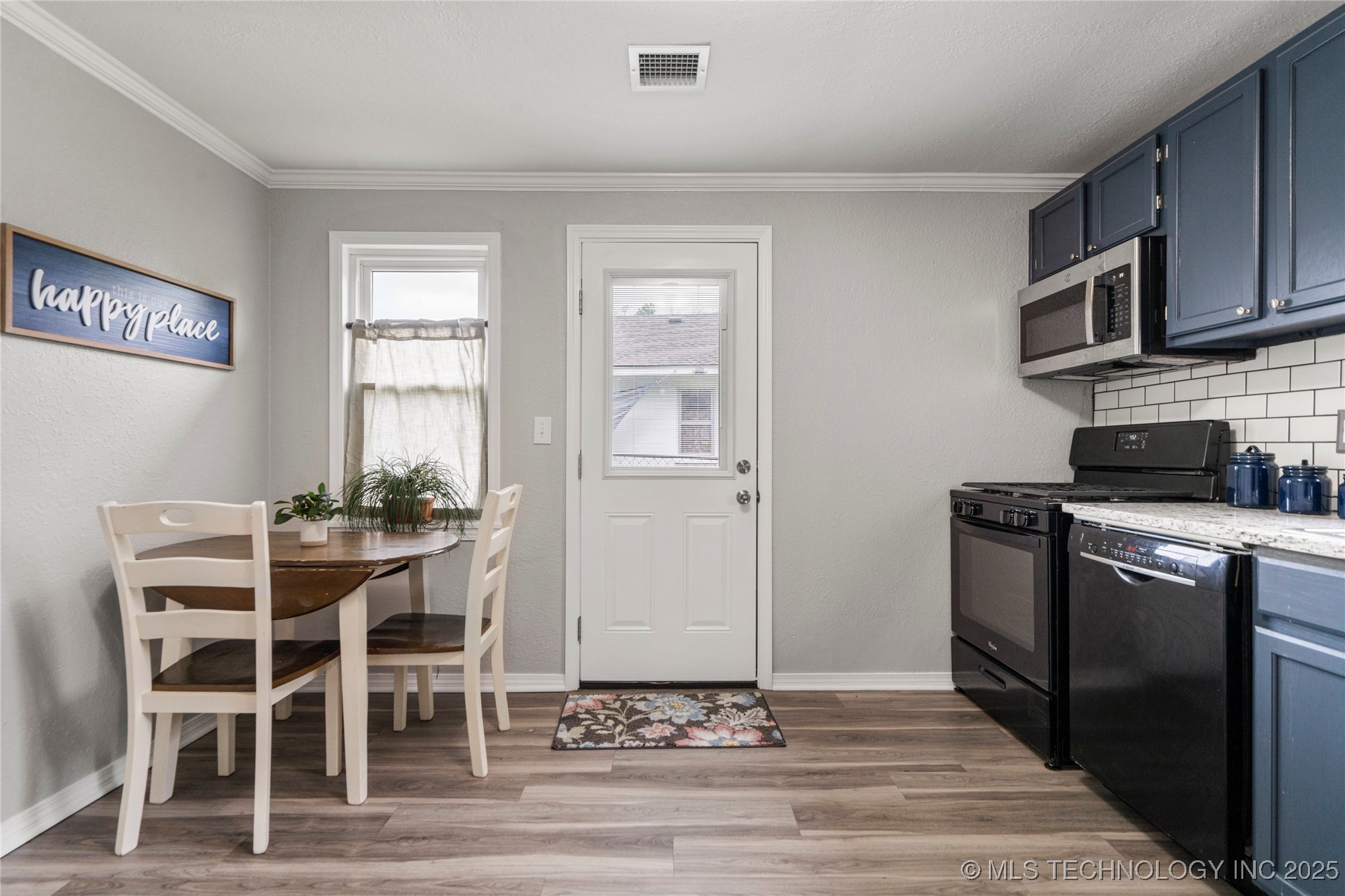 109 E Burnham Avenue Property Photo 19