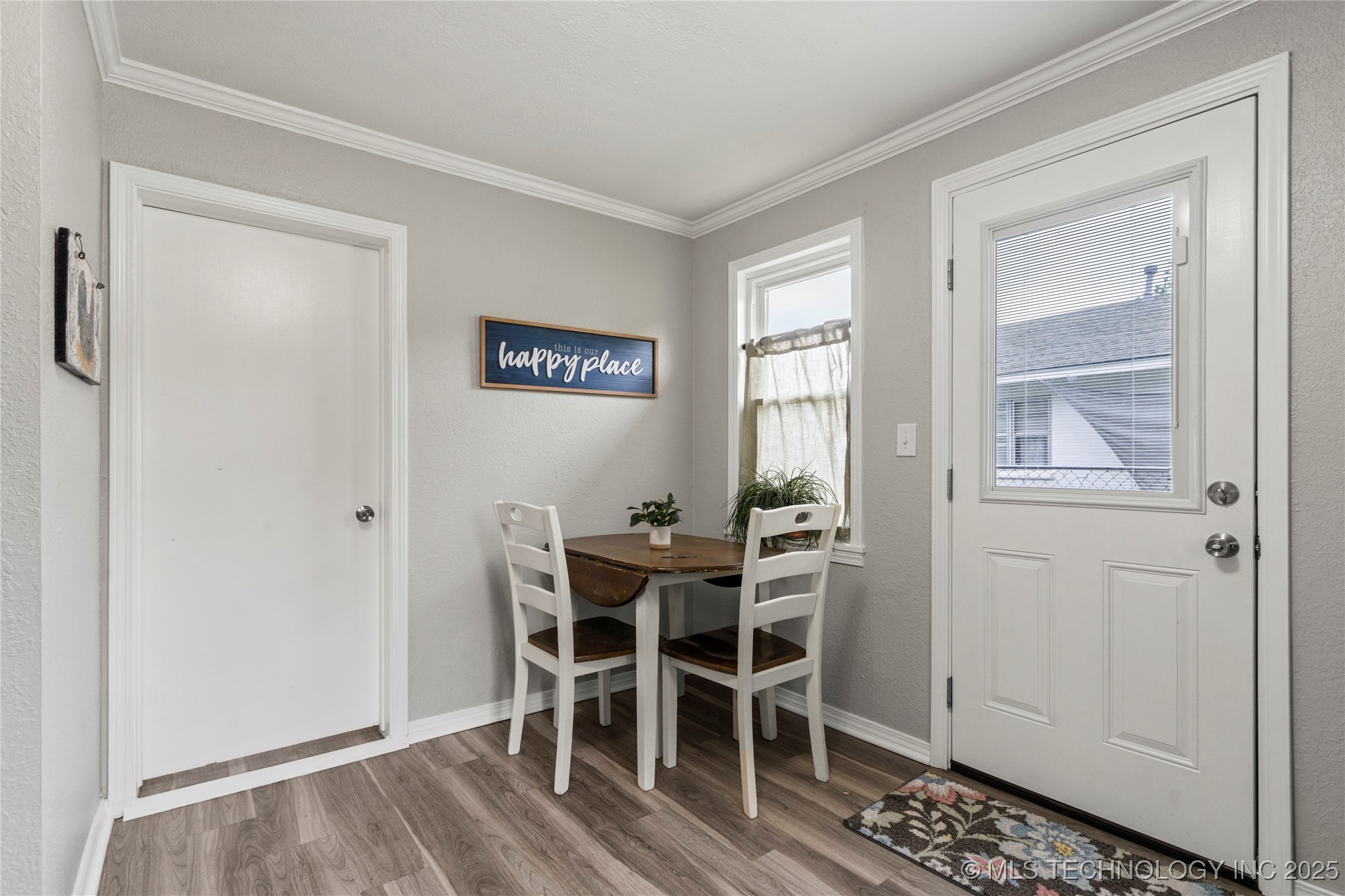 109 E Burnham Avenue Property Photo 20