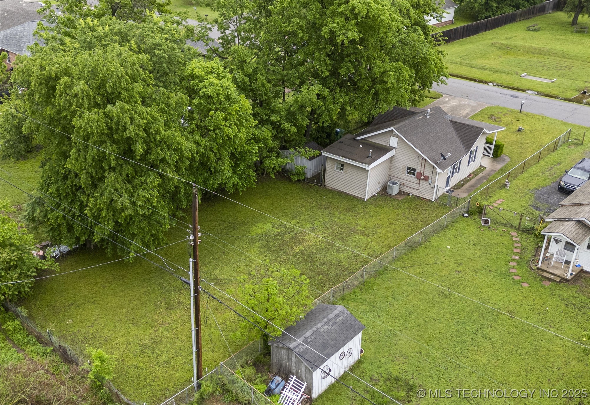 109 E Burnham Avenue Property Photo 30