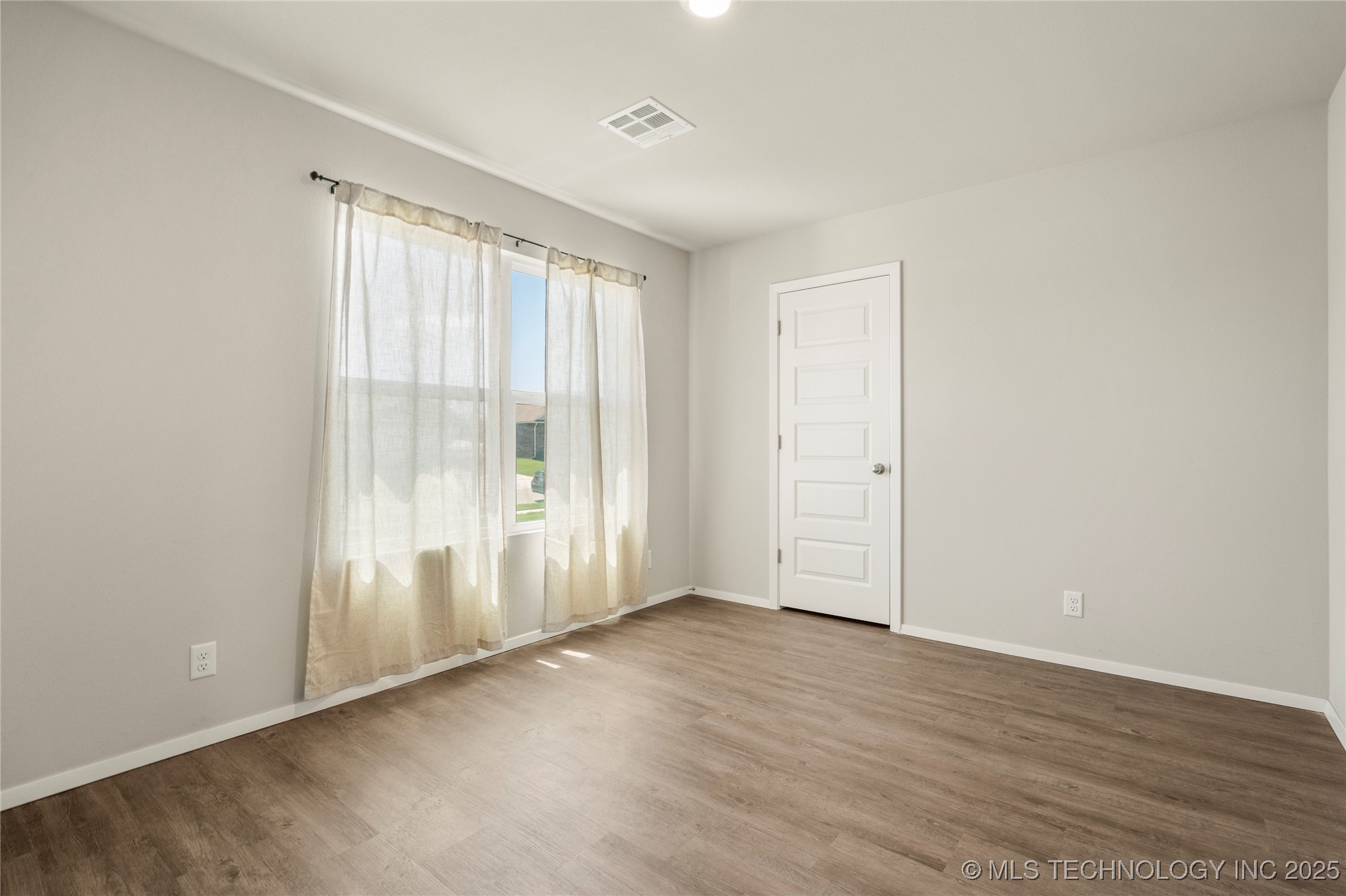 29327 E 80th Street Se Property Photo 15