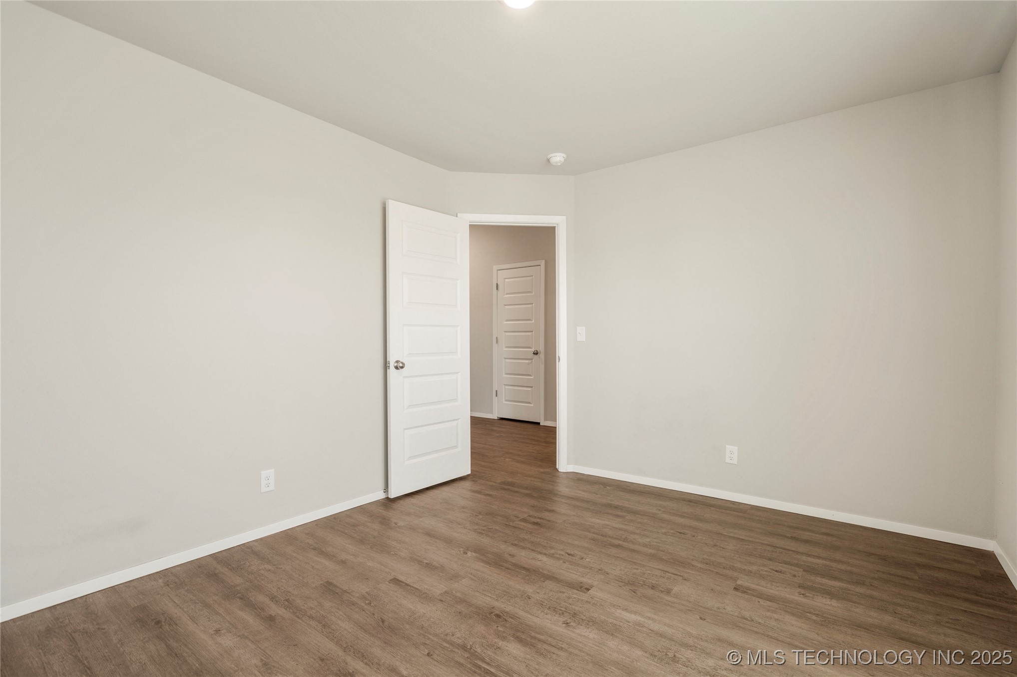 29327 E 80th Street Se Property Photo 16