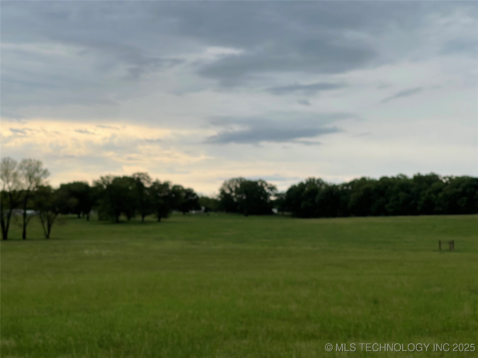 550 Road Property Photo 5