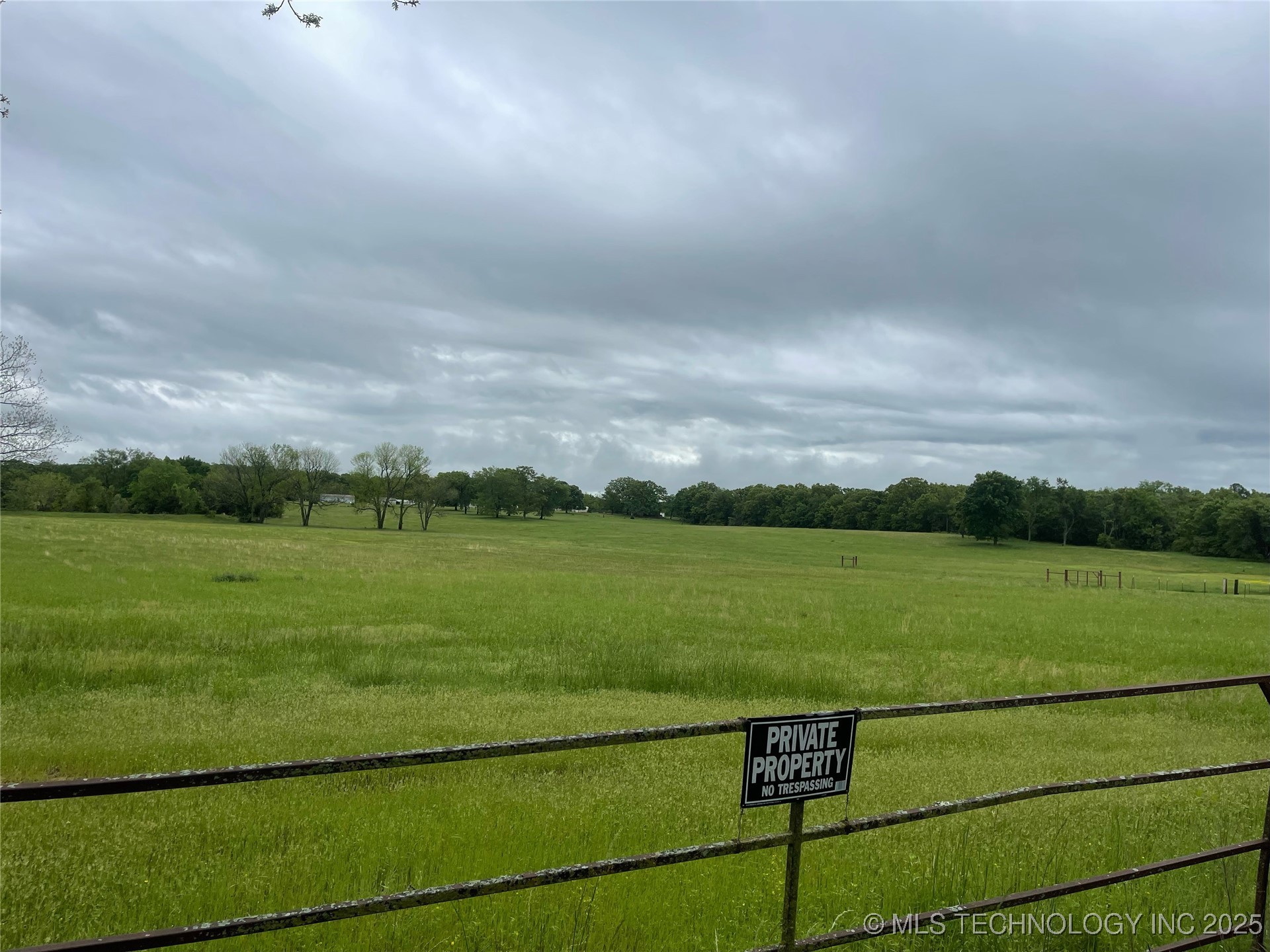 550 Road Property Photo 9