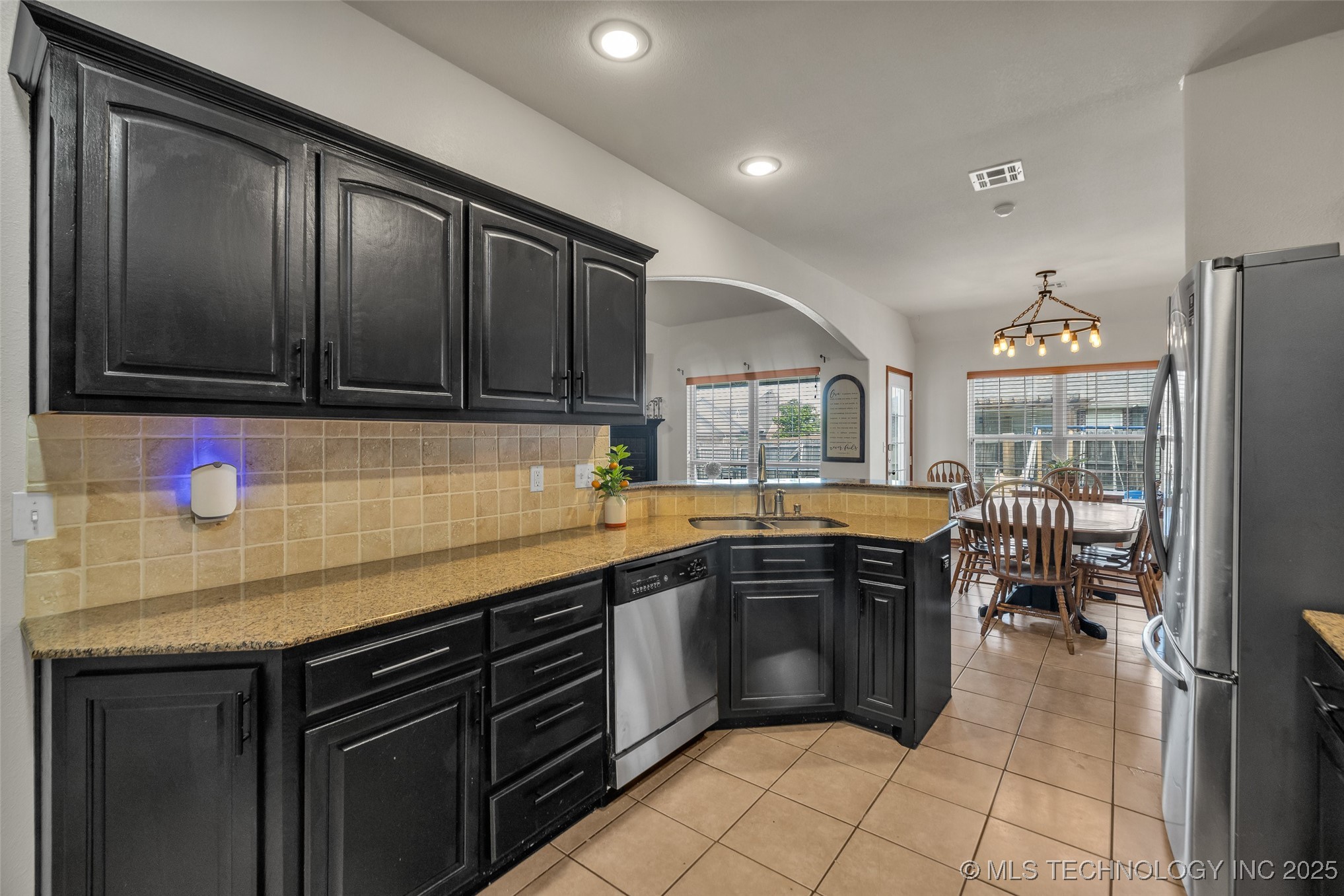 20213 E 33rd Place S Property Photo 18