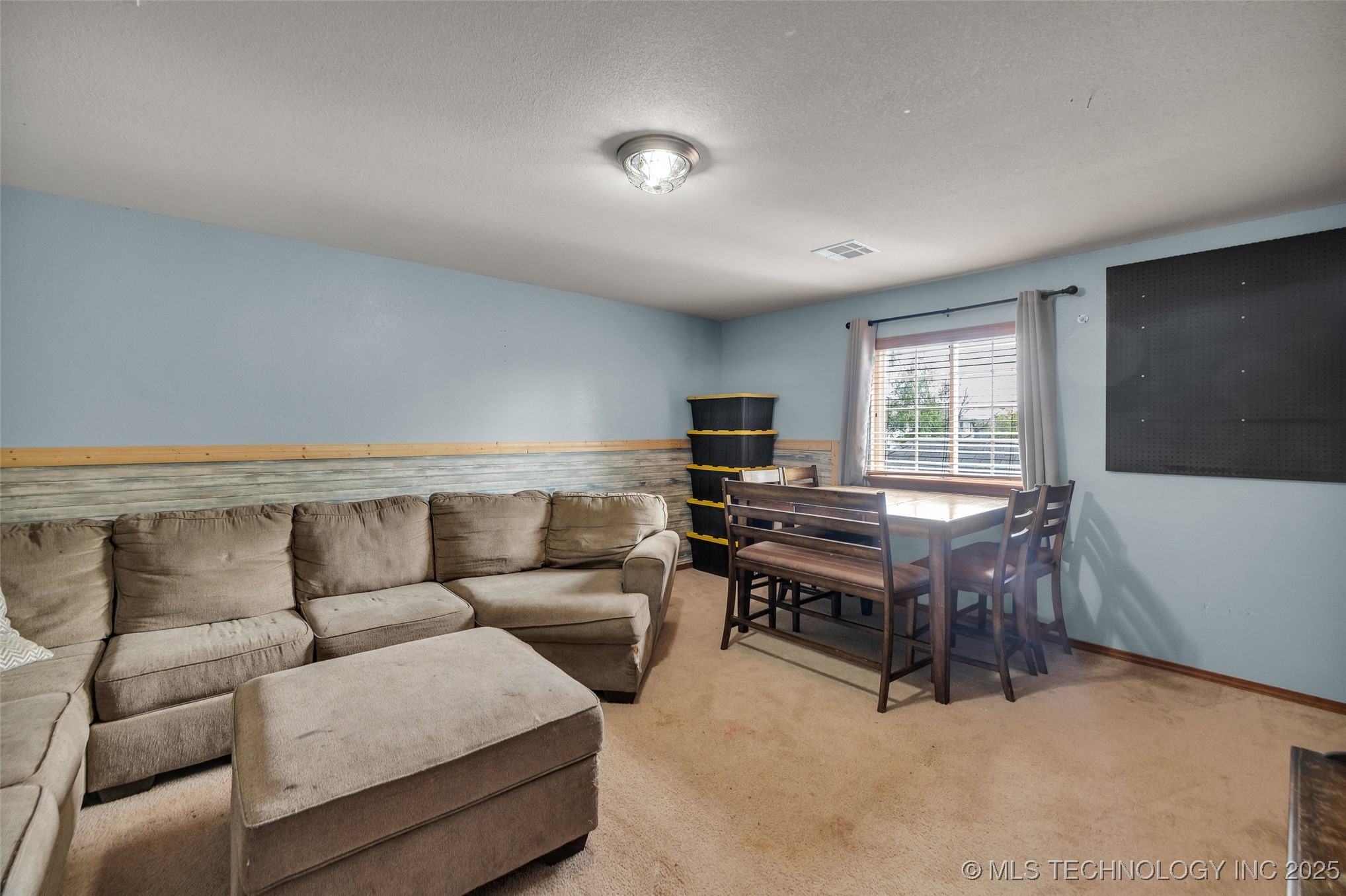 20213 E 33rd Place S Property Photo 36