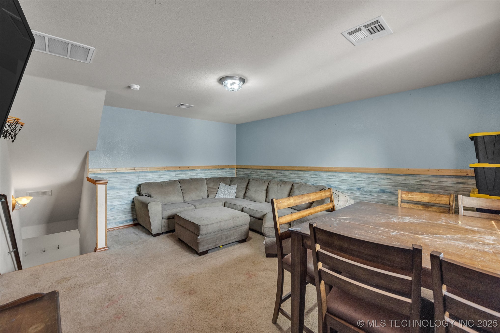 20213 E 33rd Place S Property Photo 37
