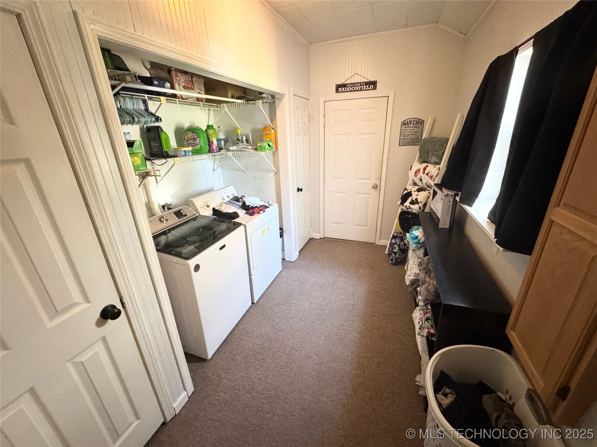 3210 Summit Boulevard Property Photo 14