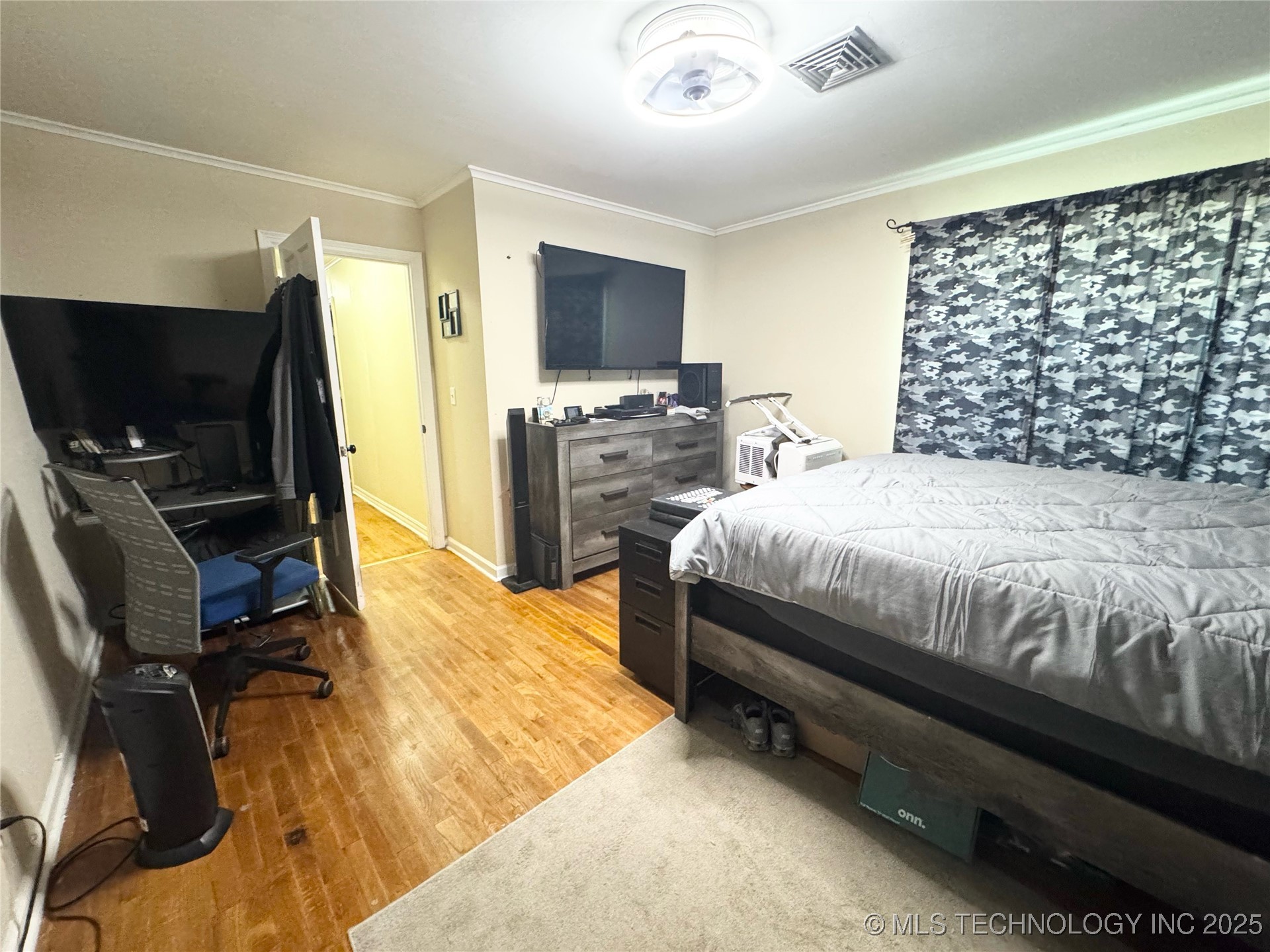 3210 Summit Boulevard Property Photo 20