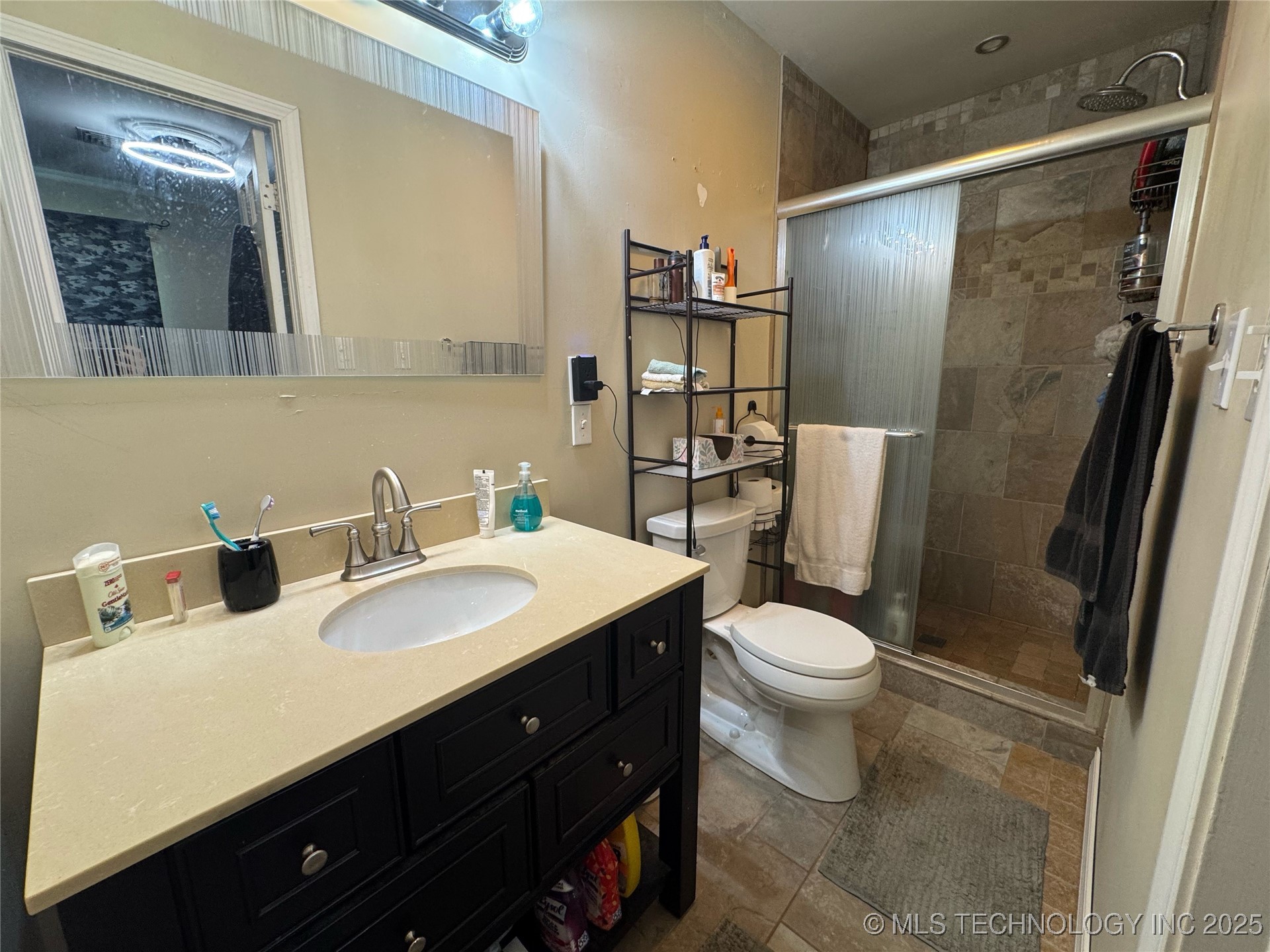3210 Summit Boulevard Property Photo 21