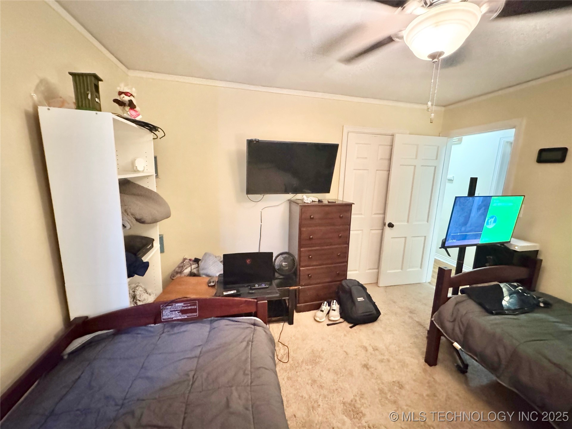 3210 Summit Boulevard Property Photo 27