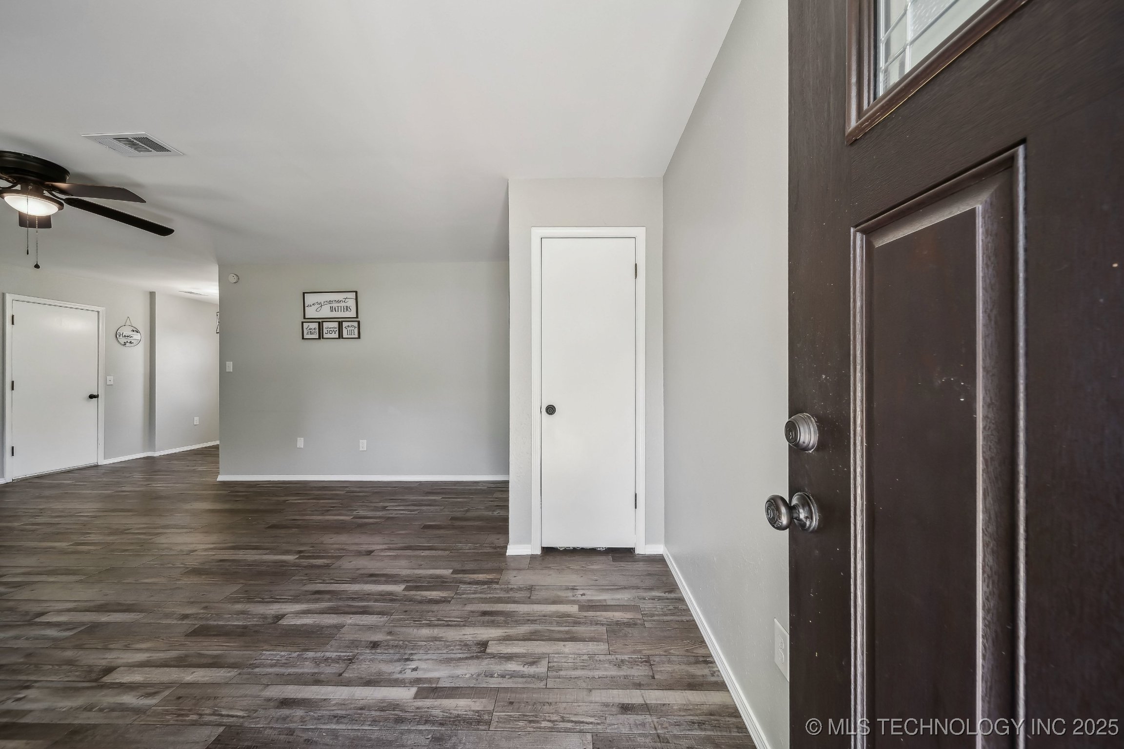 9553 W 71st Street S Property Photo 10