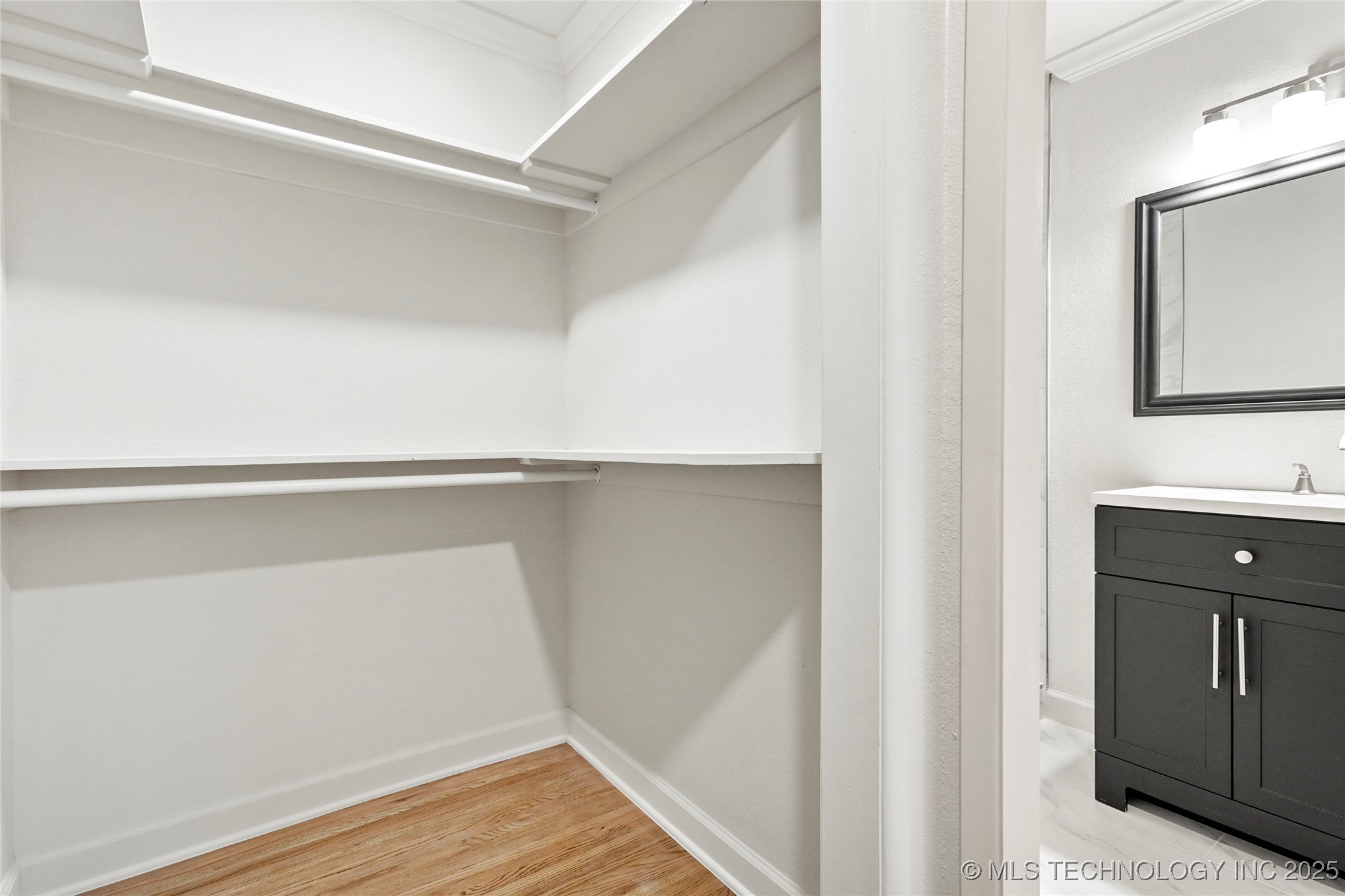 4814 E 37th Street Property Photo 16