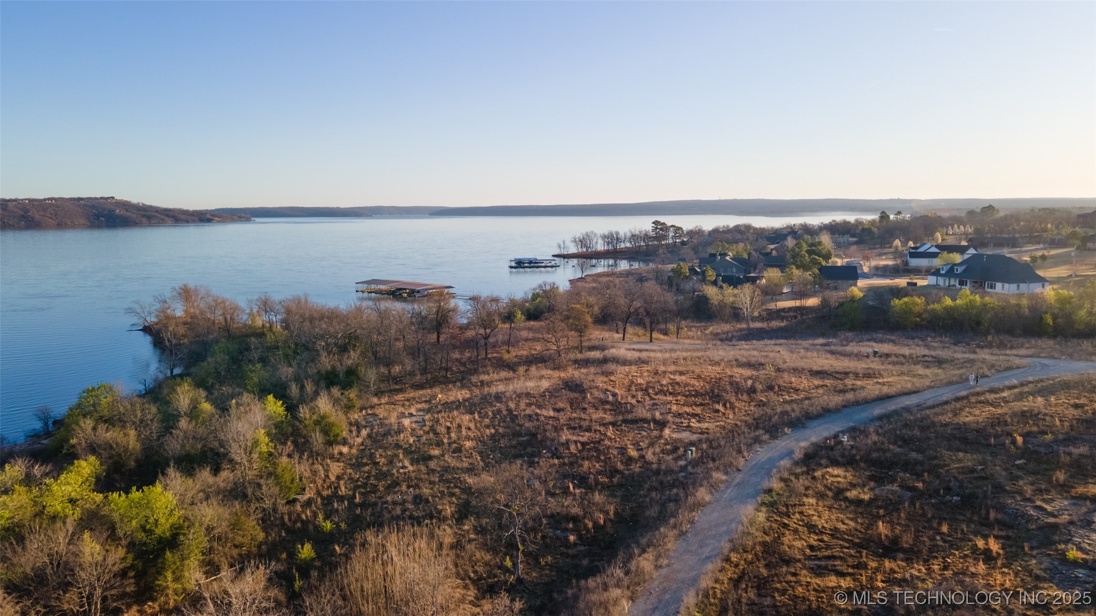 8 Hwy 9 A Highway Property Photo