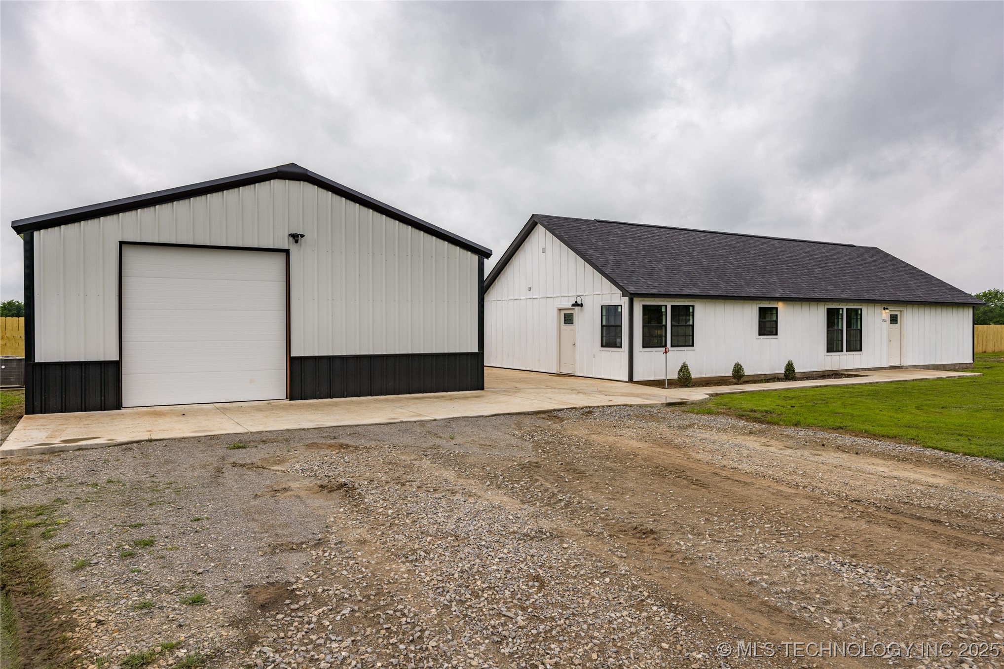 11526 State Hwy 78 Property Photo 1
