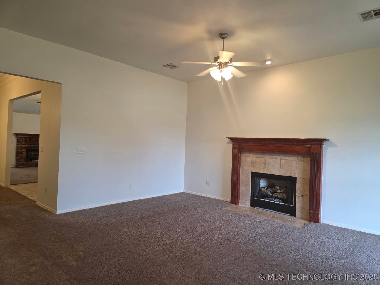 2204 E Princeton Street Property Photo 3