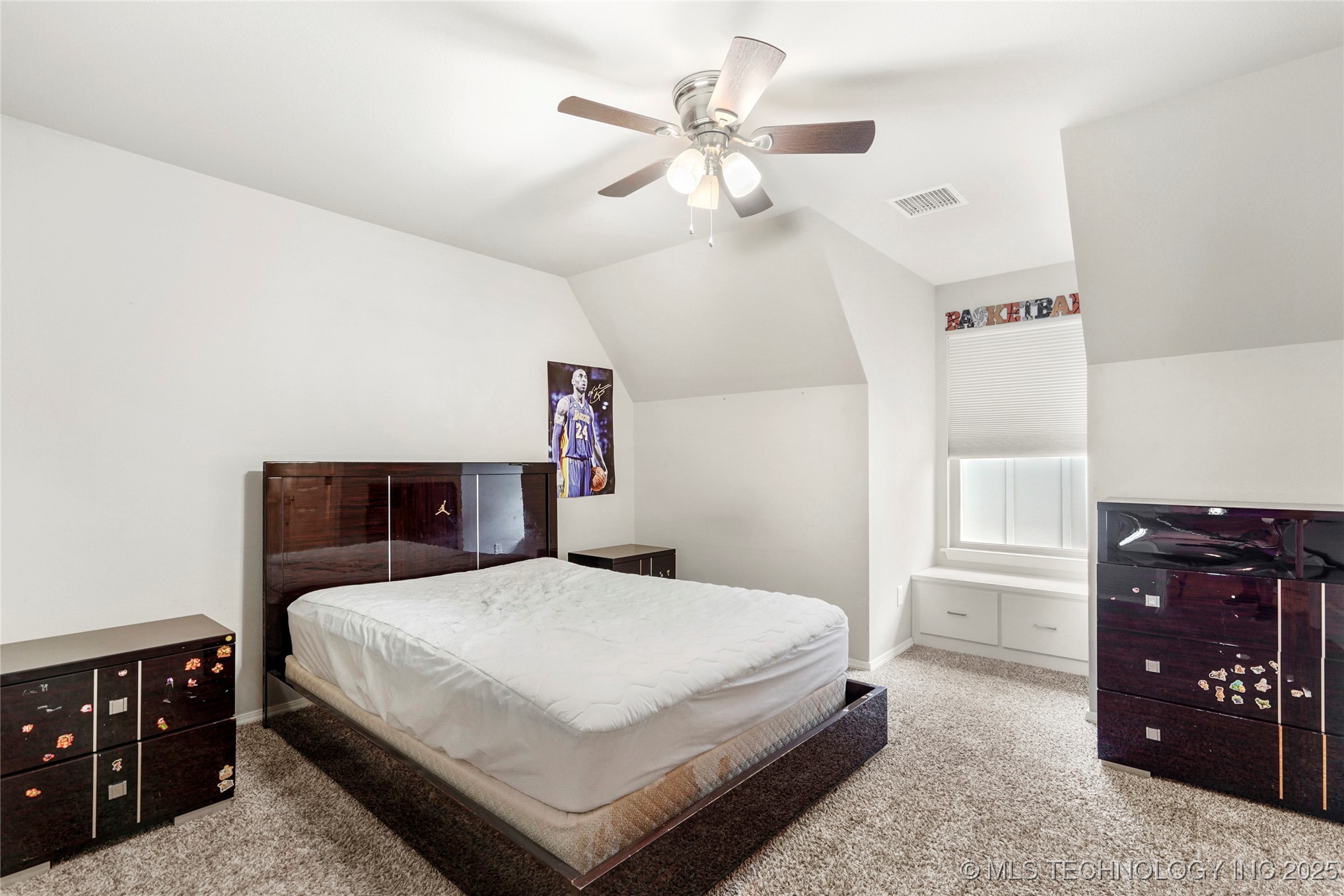 13816 S 23rd Place Property Photo 37
