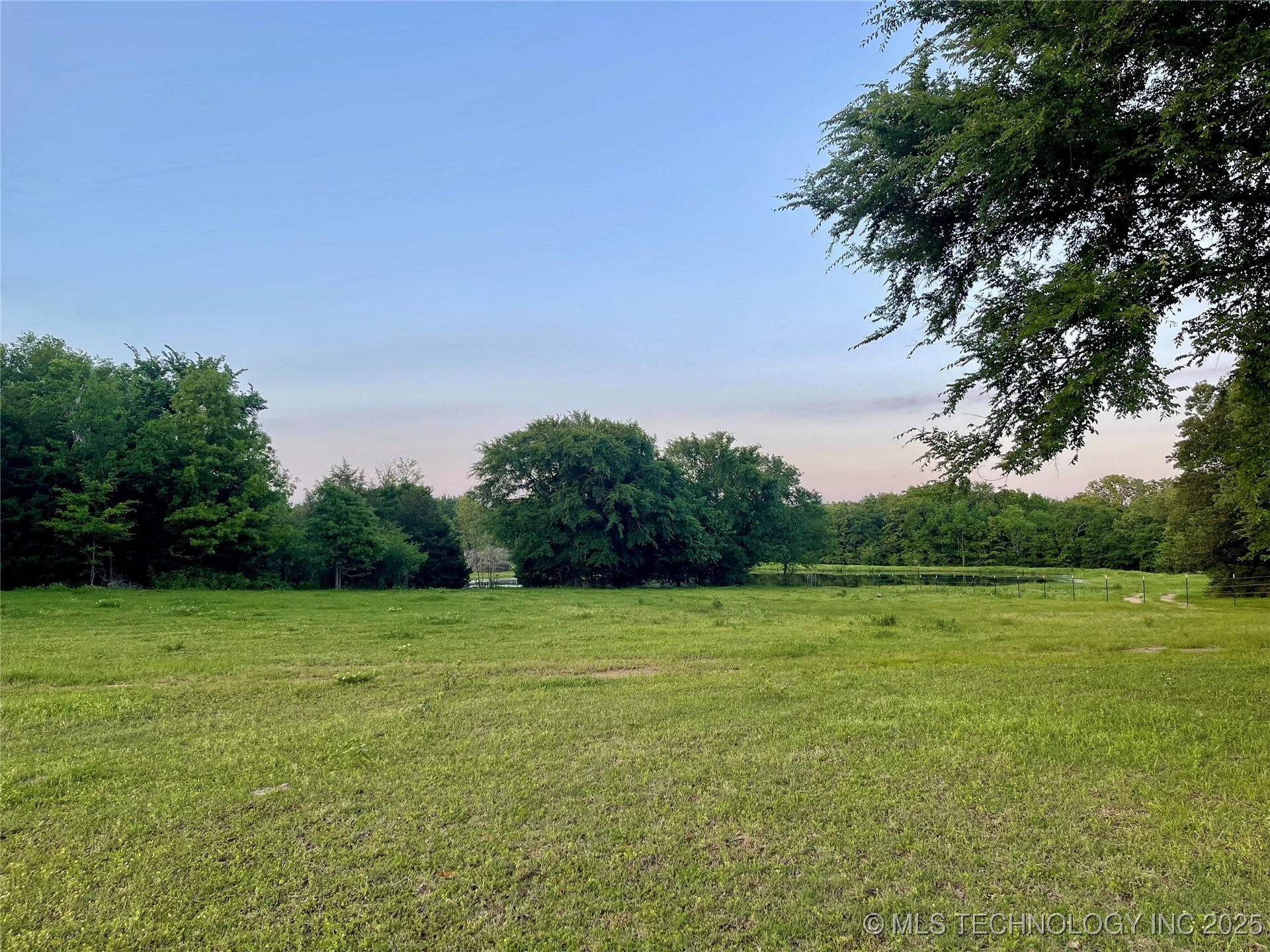 6806 S Rock Creek Loop Property Photo 1