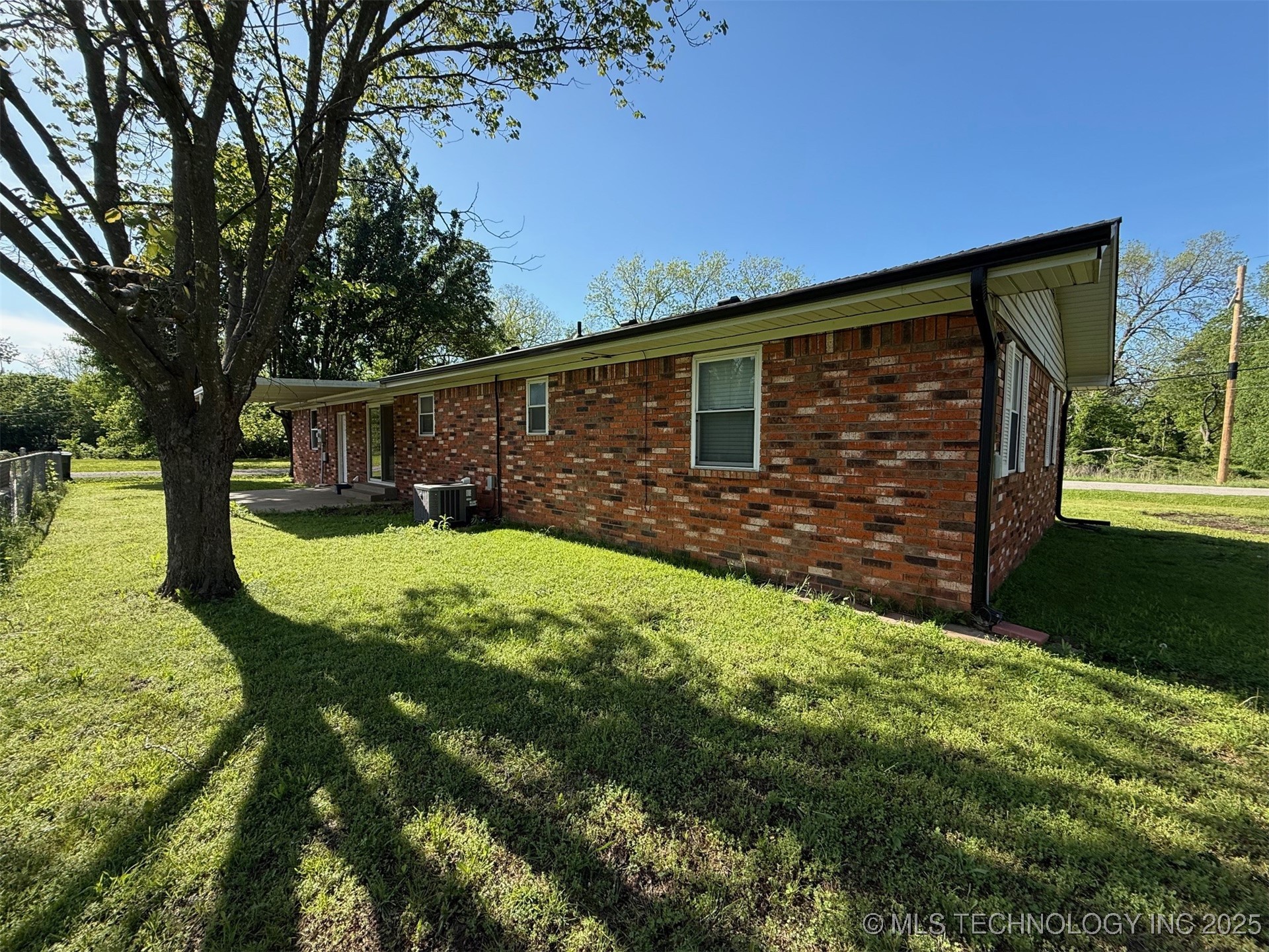 101 E Corporation Street Property Photo 12