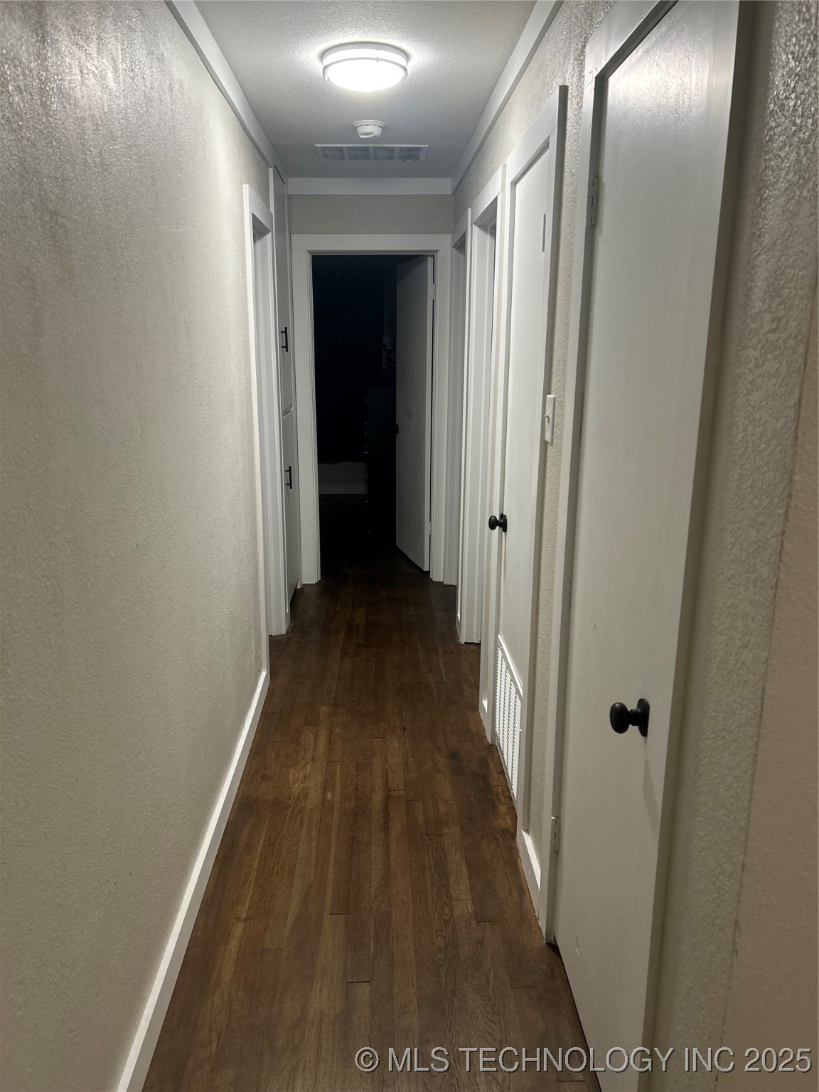 1705 Tower Drive Property Photo 4