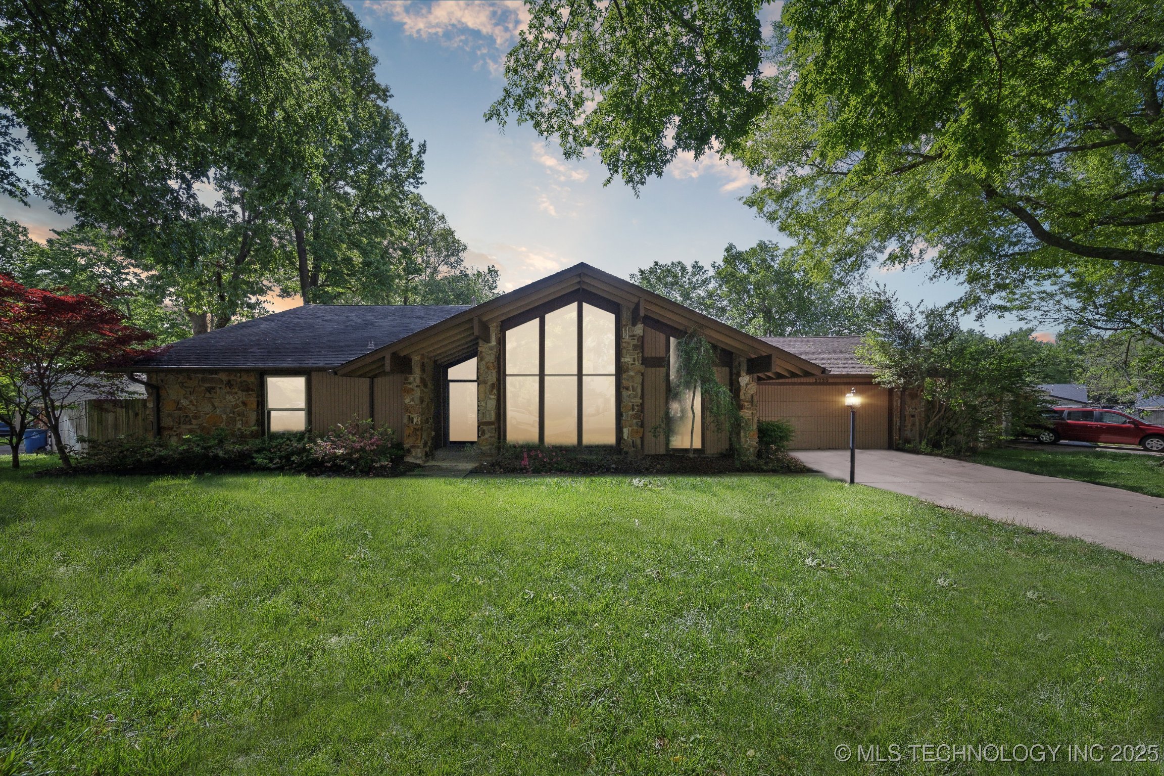 3720 E 82nd Court Property Photo