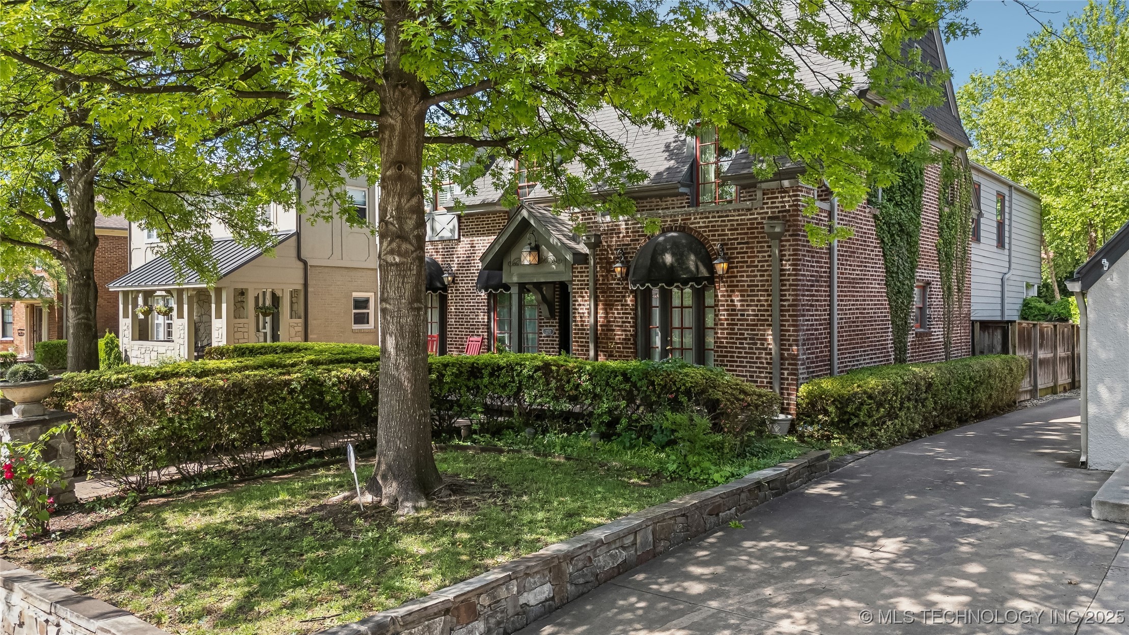 2252 S Troost Avenue Property Photo 2